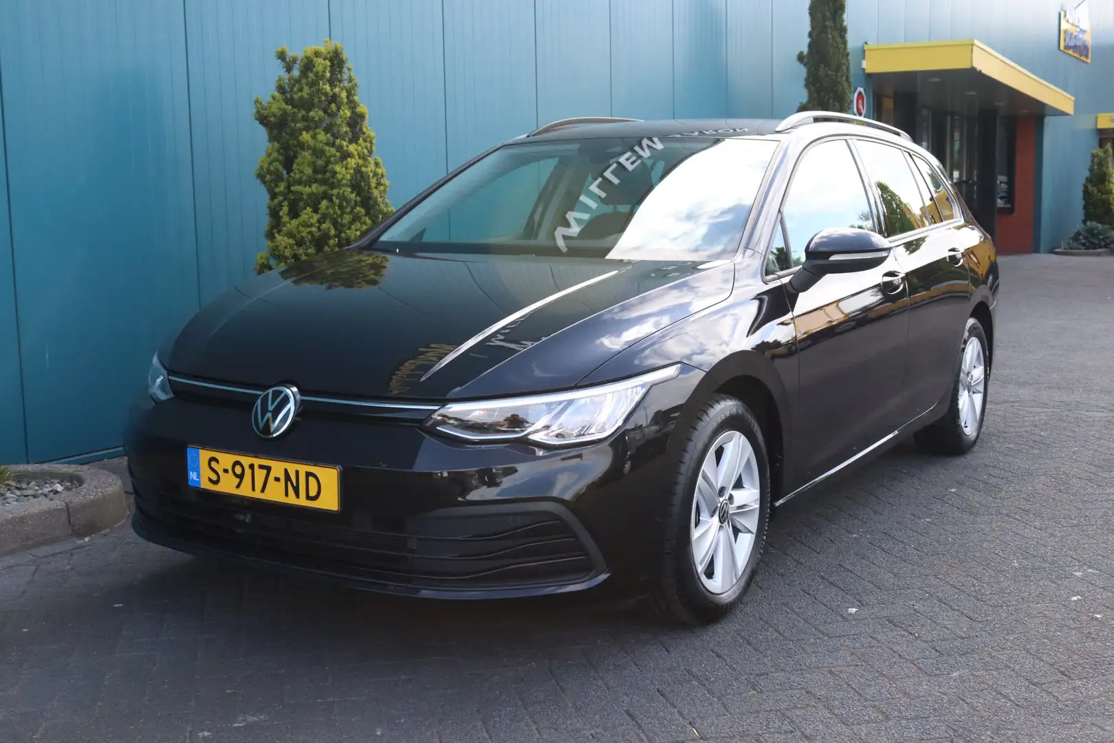 Volkswagen Golf Variant 1.0 TSI Life ECC|ADAPT.CRUISE|NAV|CARPLAY|LED|PDC| Noir - 1
