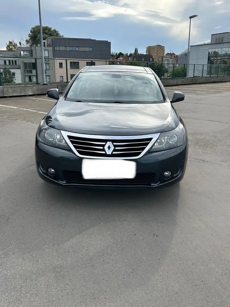 Renault Latitude 2.0 dCi Initiale FAP - 1