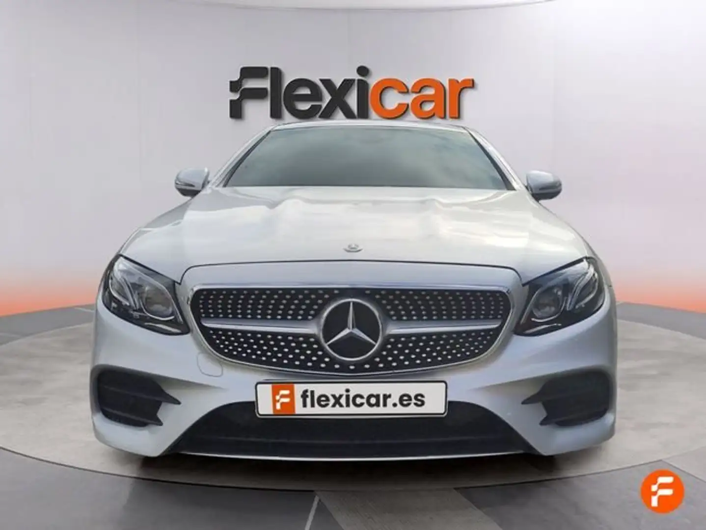 Mercedes-Benz E 220 Coupé d Gris - 2