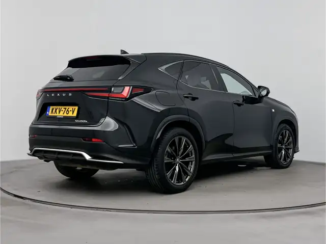Lexus NX view 2