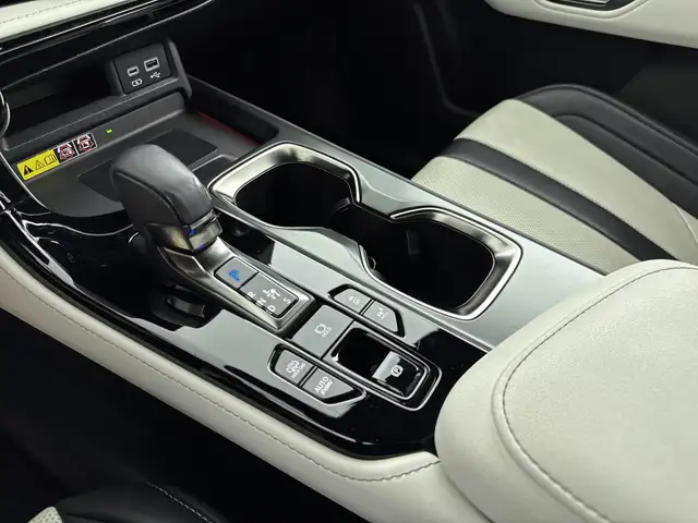 Lexus NX view 11