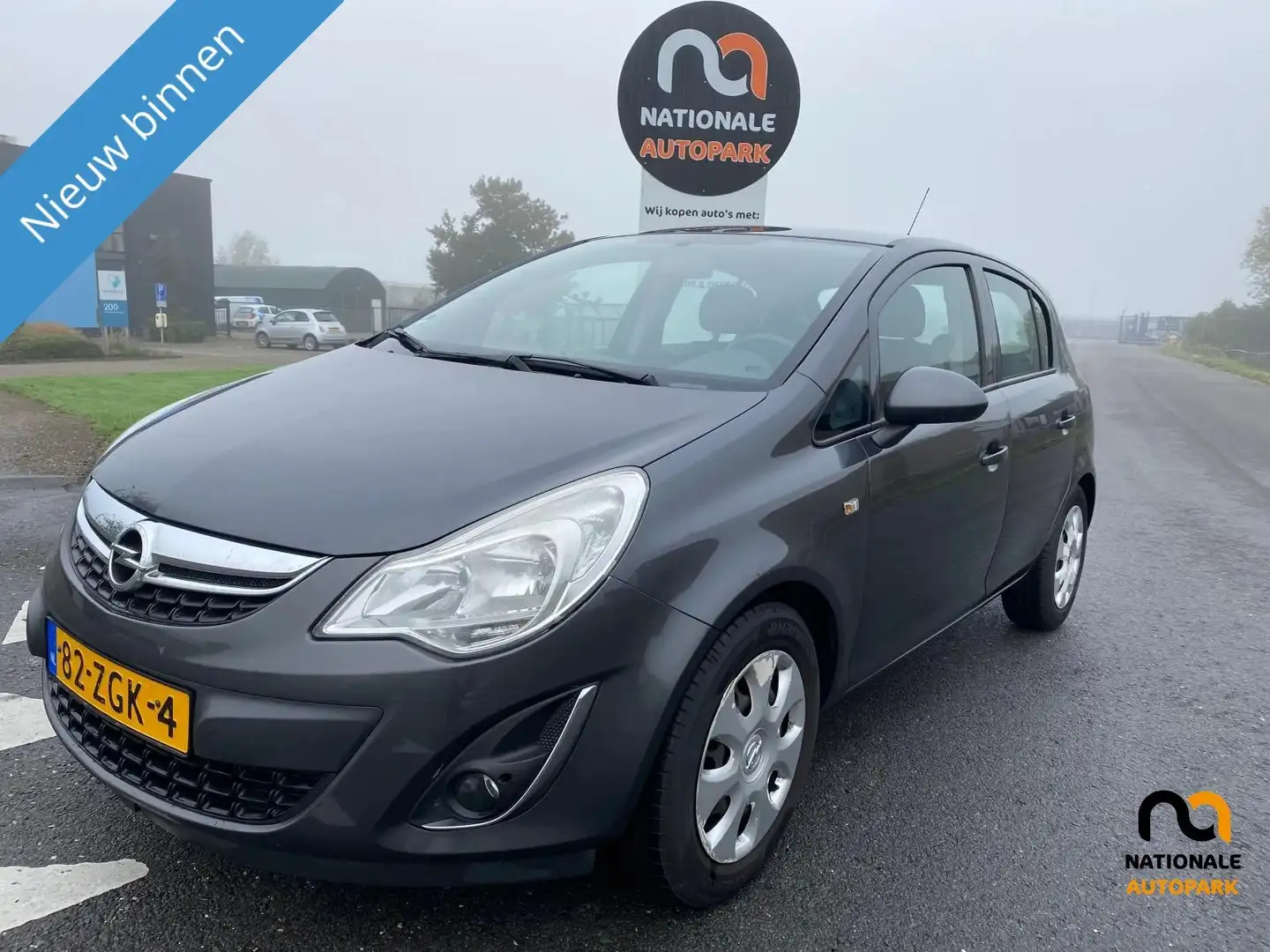 Opel Corsa 2012 * 1.4-16V Anniversary Edition * 223.D KM * AP Grijs - 1