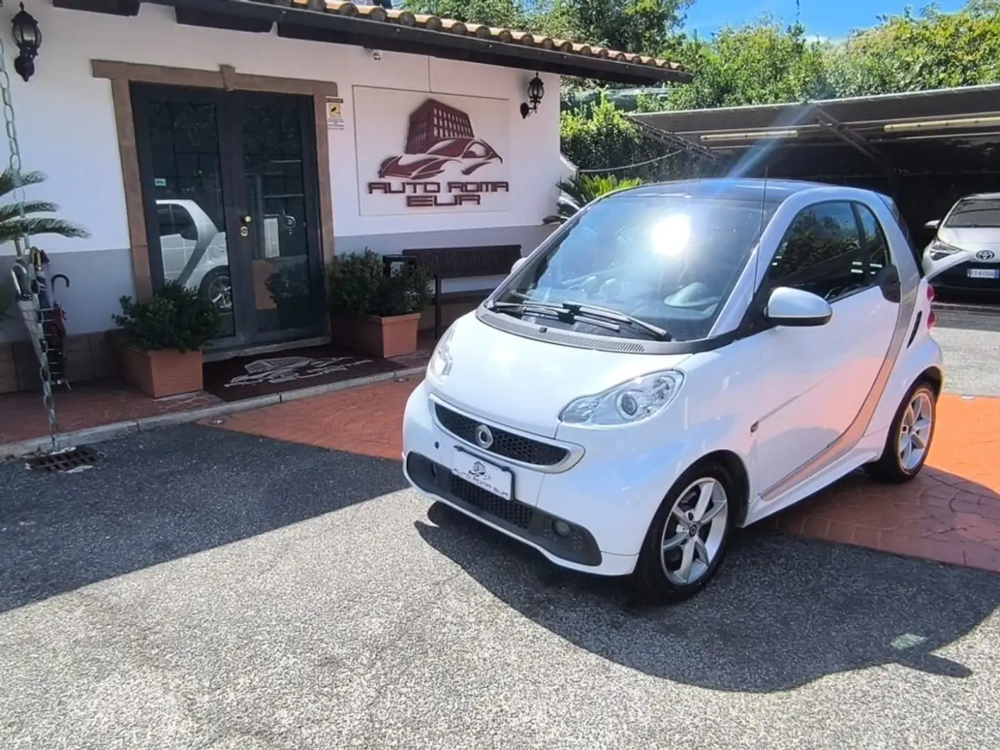 smart forTwo 1000 52 kW MHD coupé TAGLIANDATA E GOMMATA! Bianco - 1