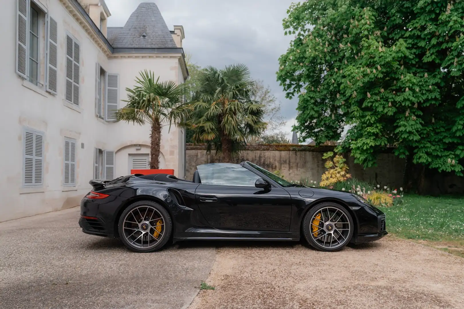 Porsche 911 991.2 TURBO S CABRIOLET PDK 580 cv Noir - 2