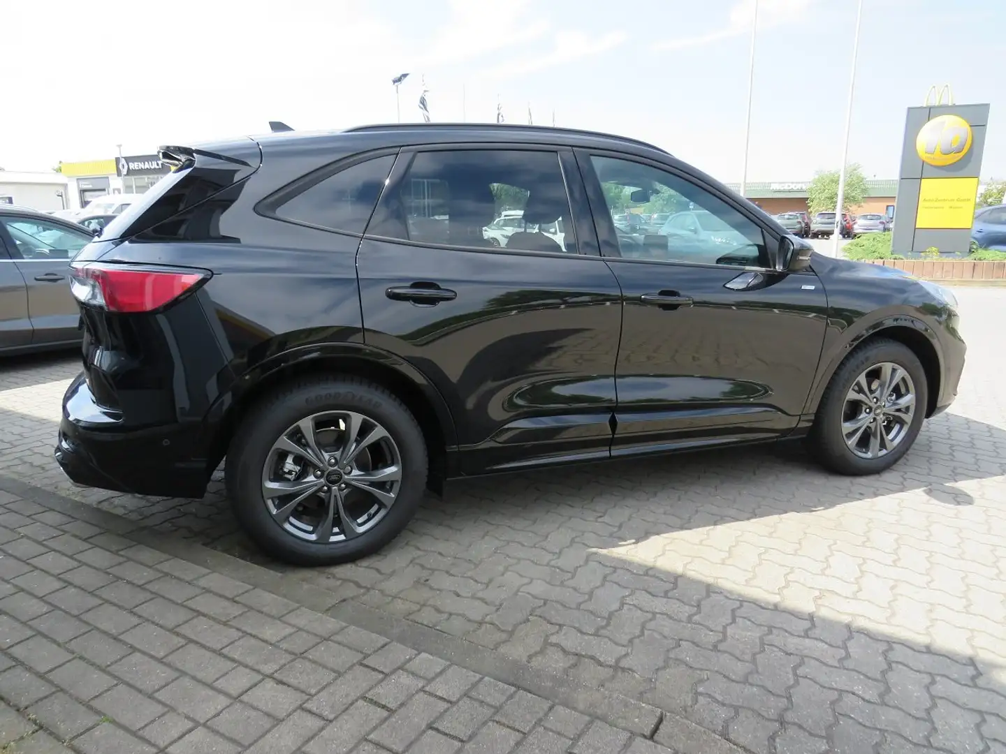 Ford Kuga ST-Line X Schwarz - 2