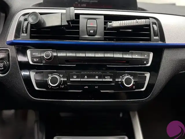 BMW 1 Series view 11