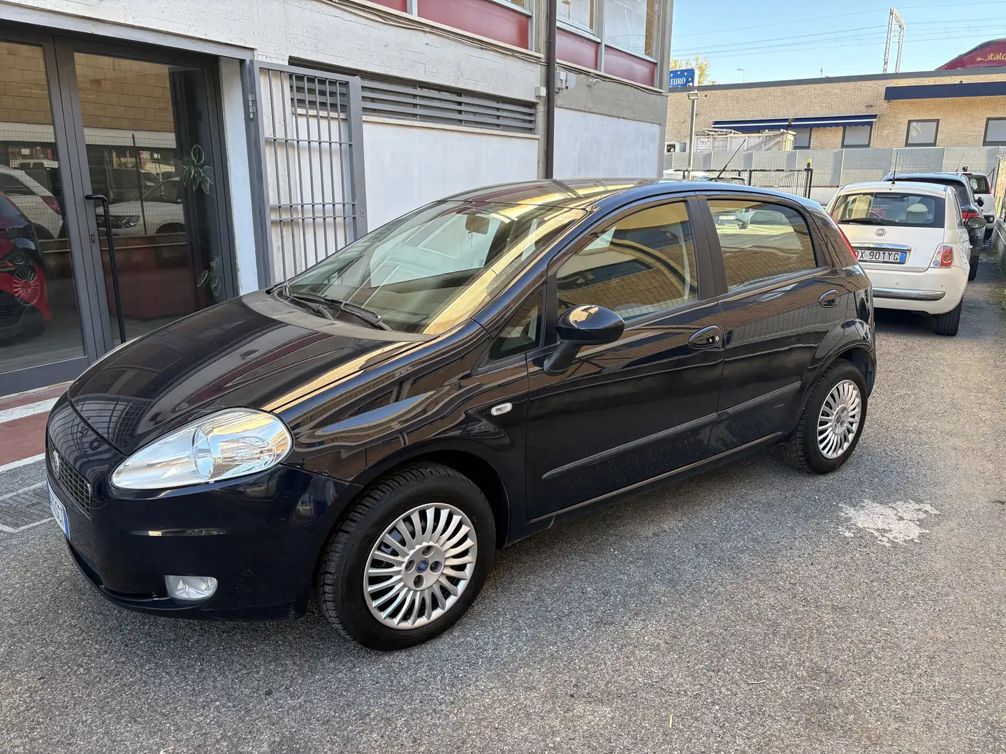 Fiat Grande Punto 5p 1.4 Dynamic 77cv - 1