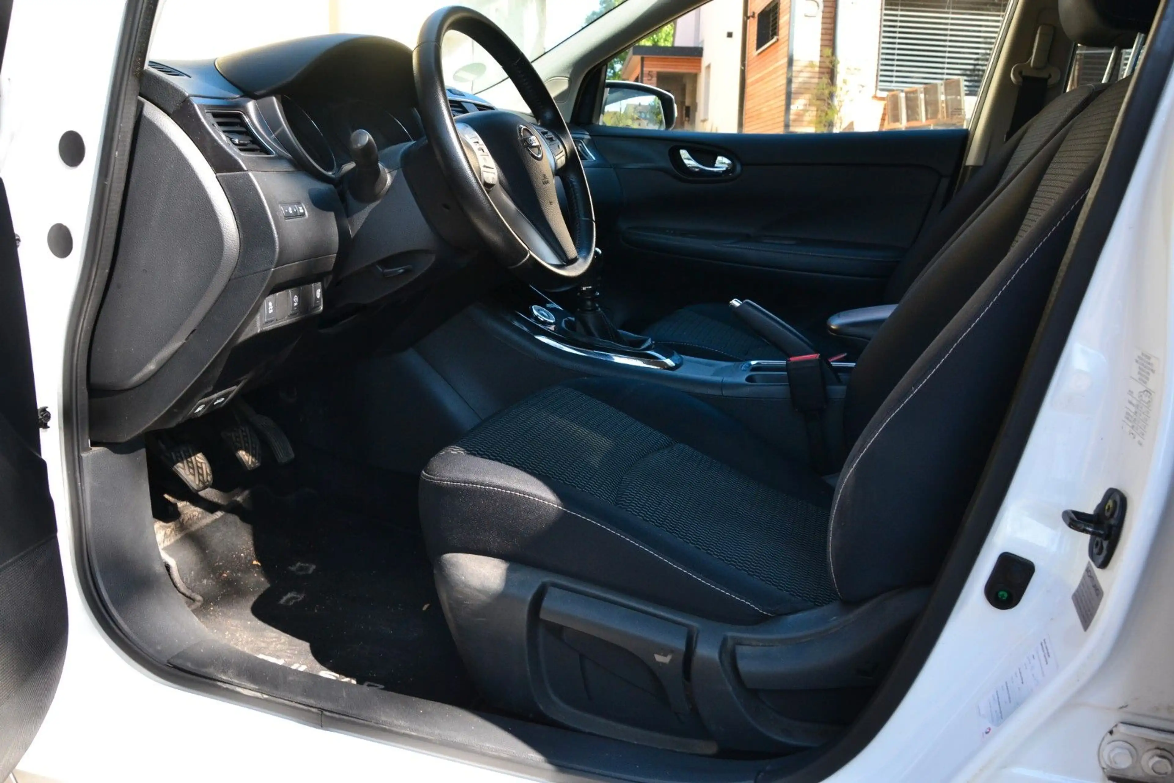 Nissan Pulsar Acenta Launch Edition — photo 9