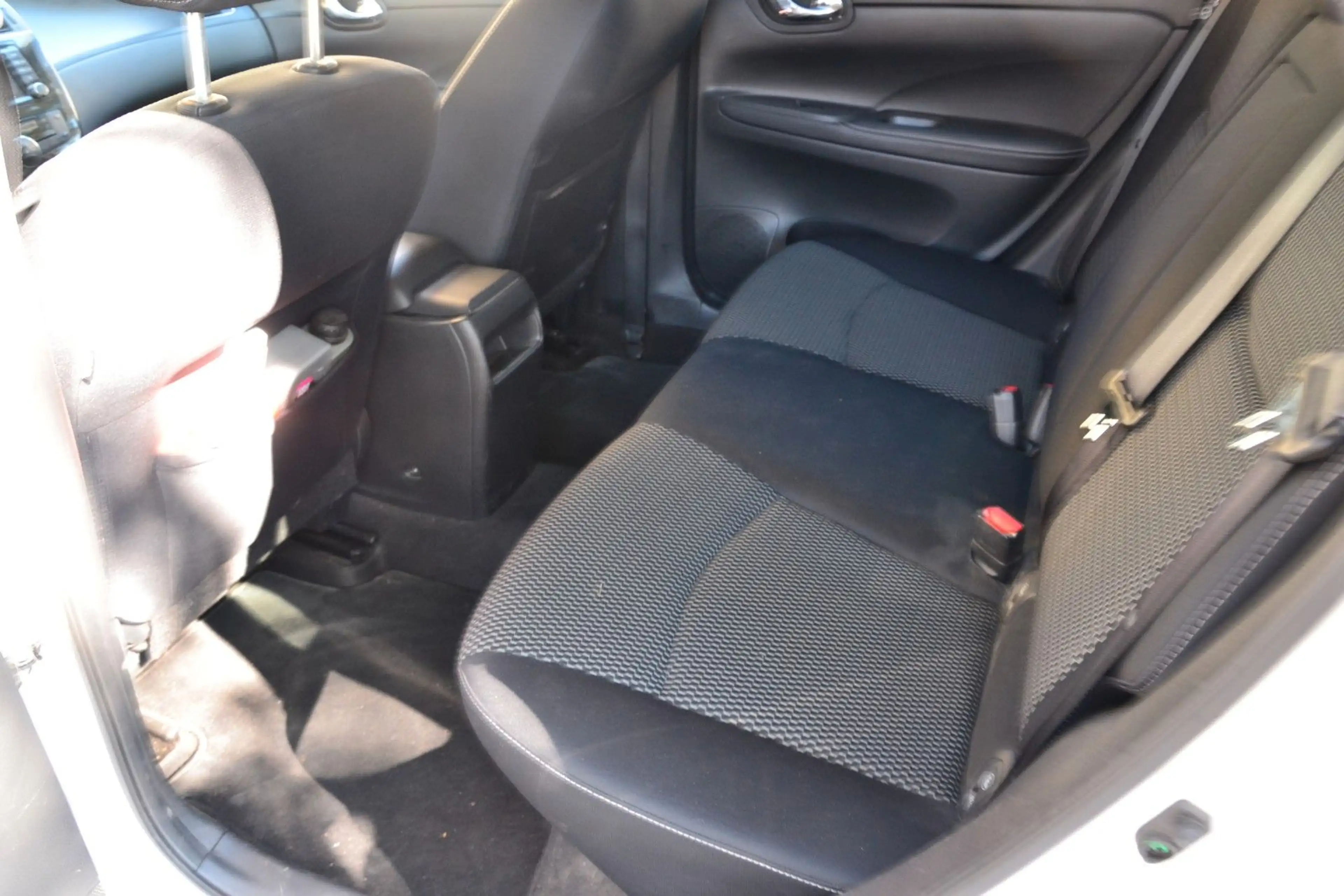 Nissan Pulsar Acenta Launch Edition — photo 13