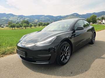 Long Range AWD 75kWh