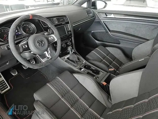 Volkswagen Golf GTI Golf Vll GTI Clubsport S *No. 44 of 400 Ansicht 10