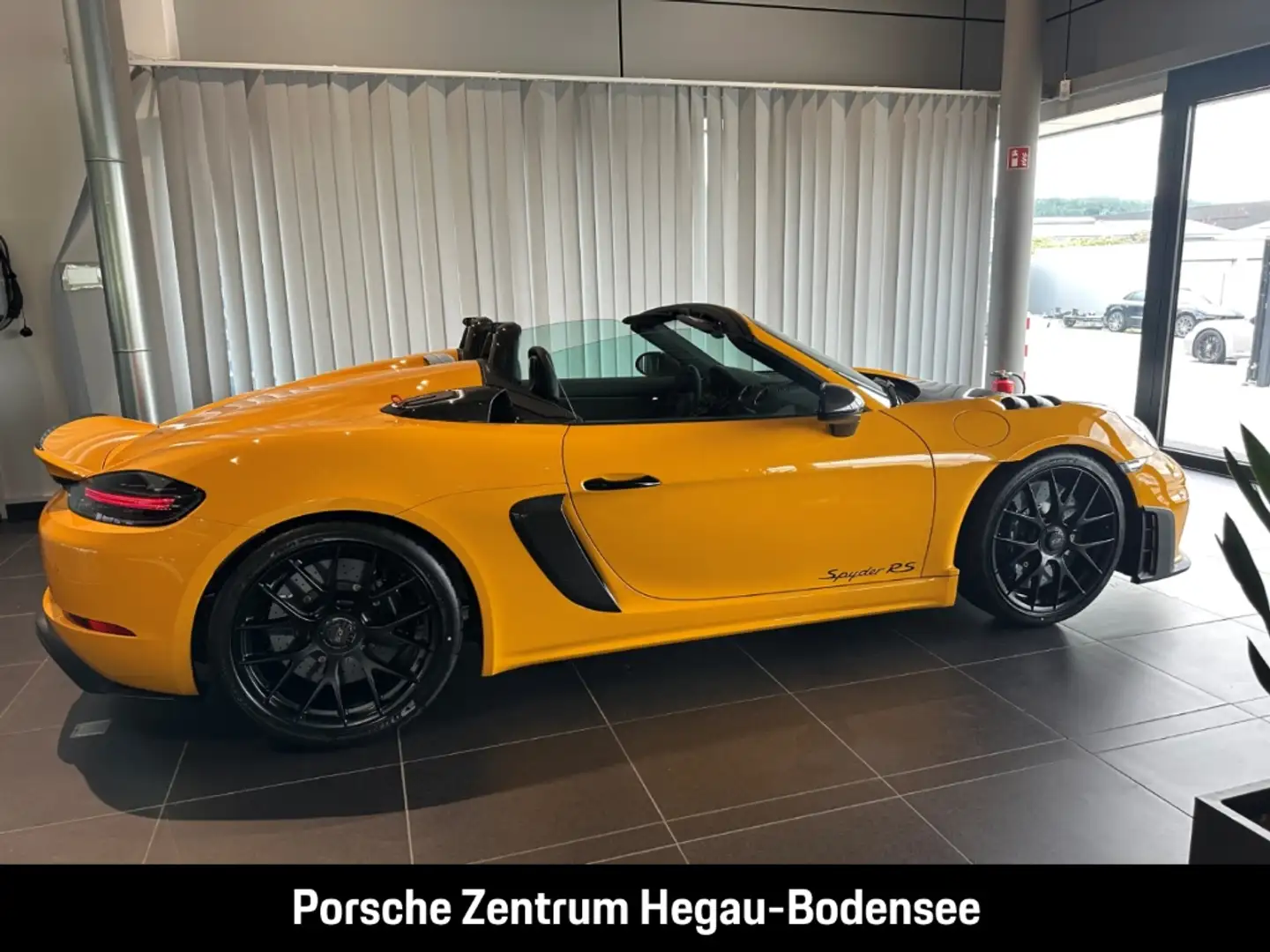 Porsche 718 Spyder RS/Weissach/PCCB/90L/PTS Signalgelb Jaune - 2
