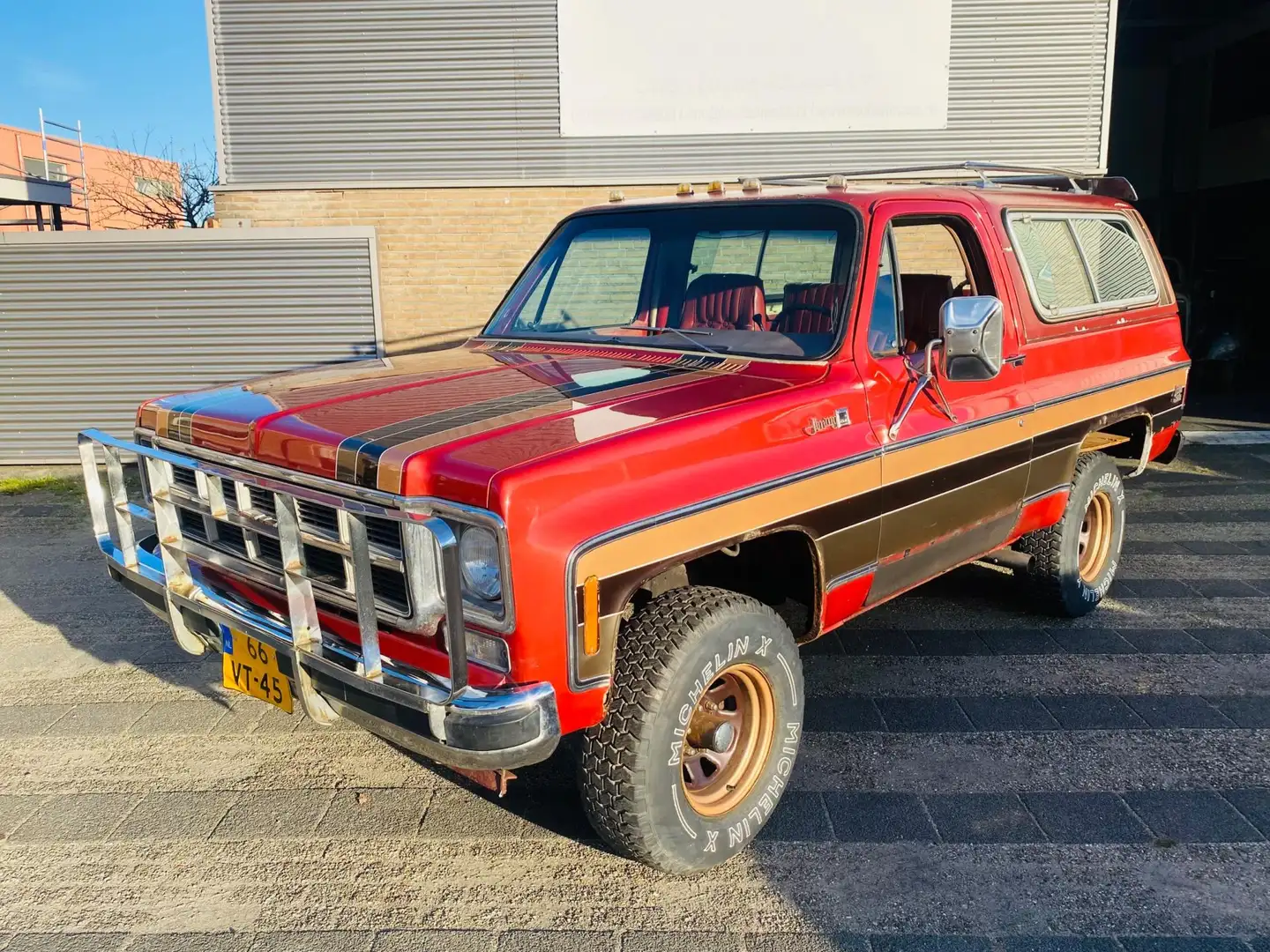 GMC JIMMY 1978 opknapper Rood - 1