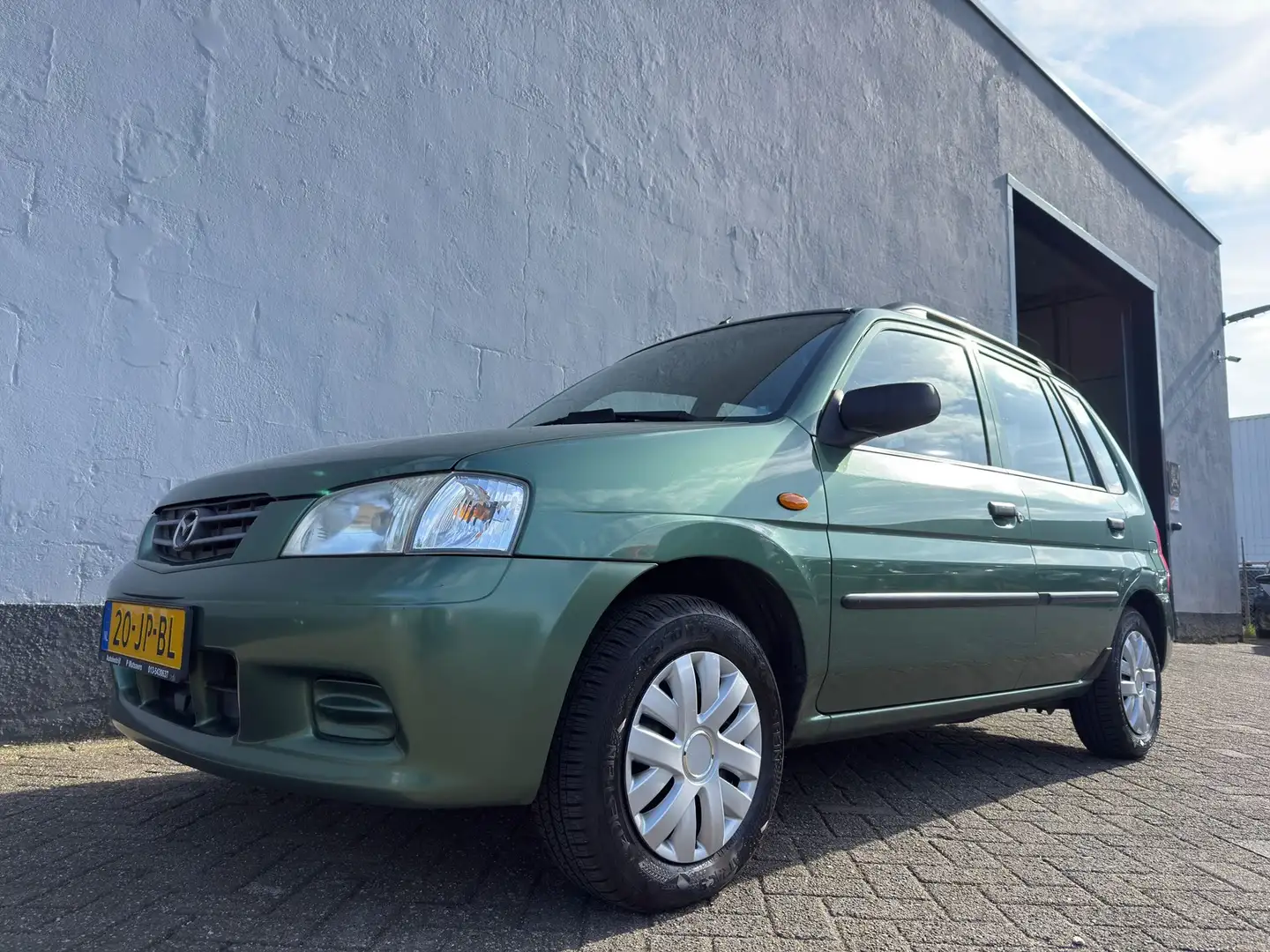 Mazda Demio 1.3 Comfort - Trekhaak - APK 01-27 Grün - 1