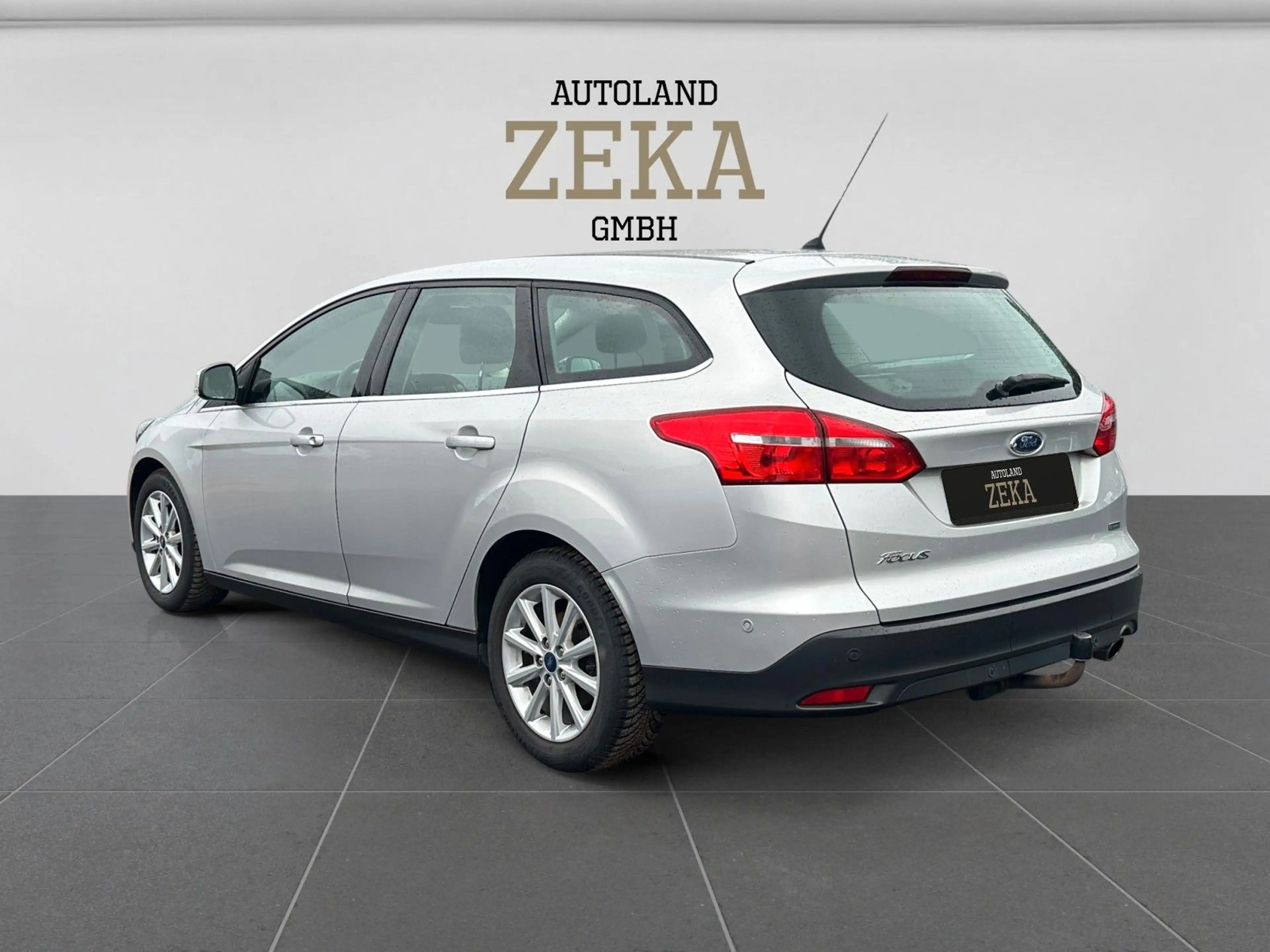 Ford Focus Turnier 1.5l*Titanium*PDC* — photo 7
