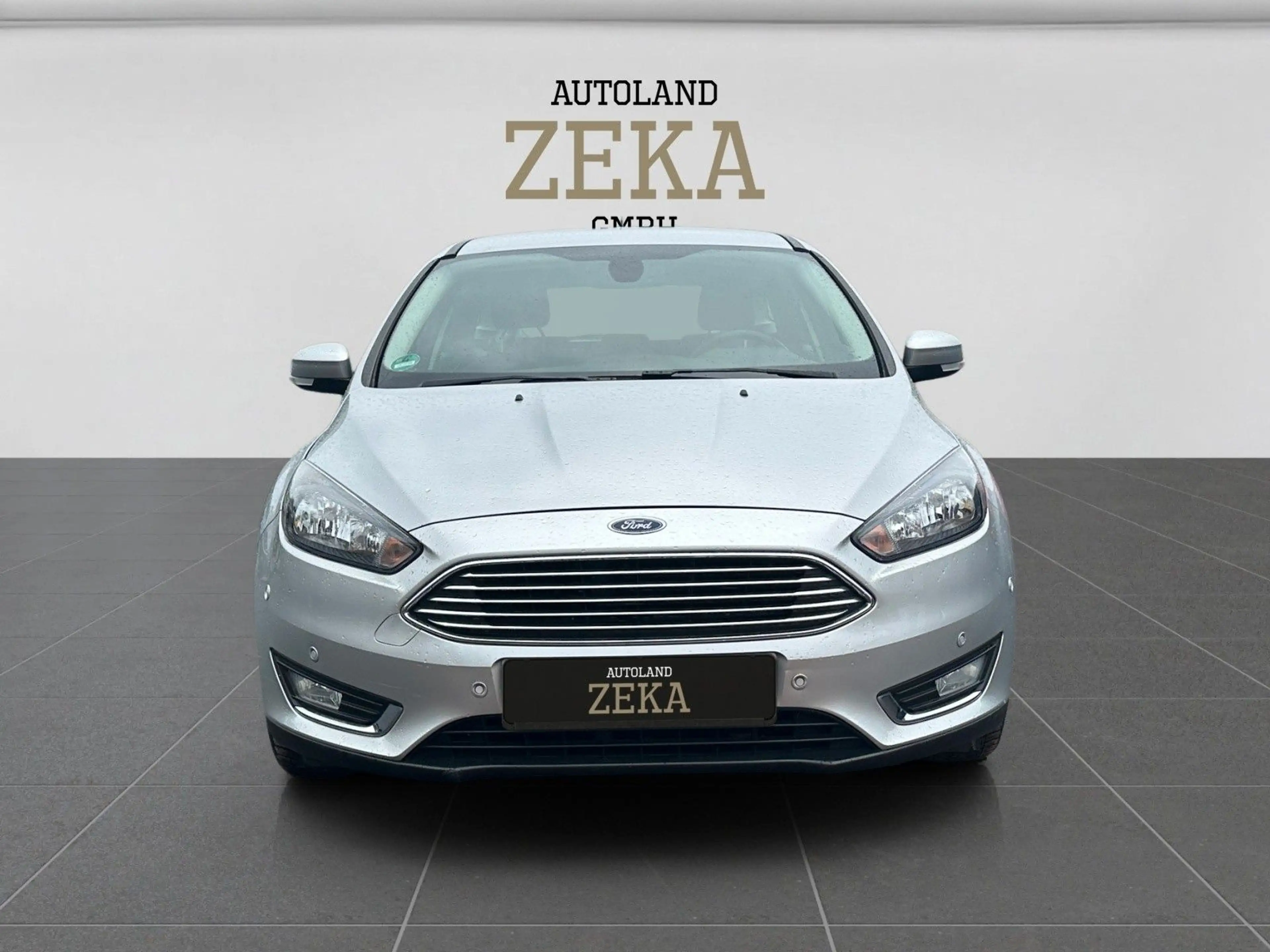 Ford Focus Turnier 1.5l*Titanium*PDC* — photo 2