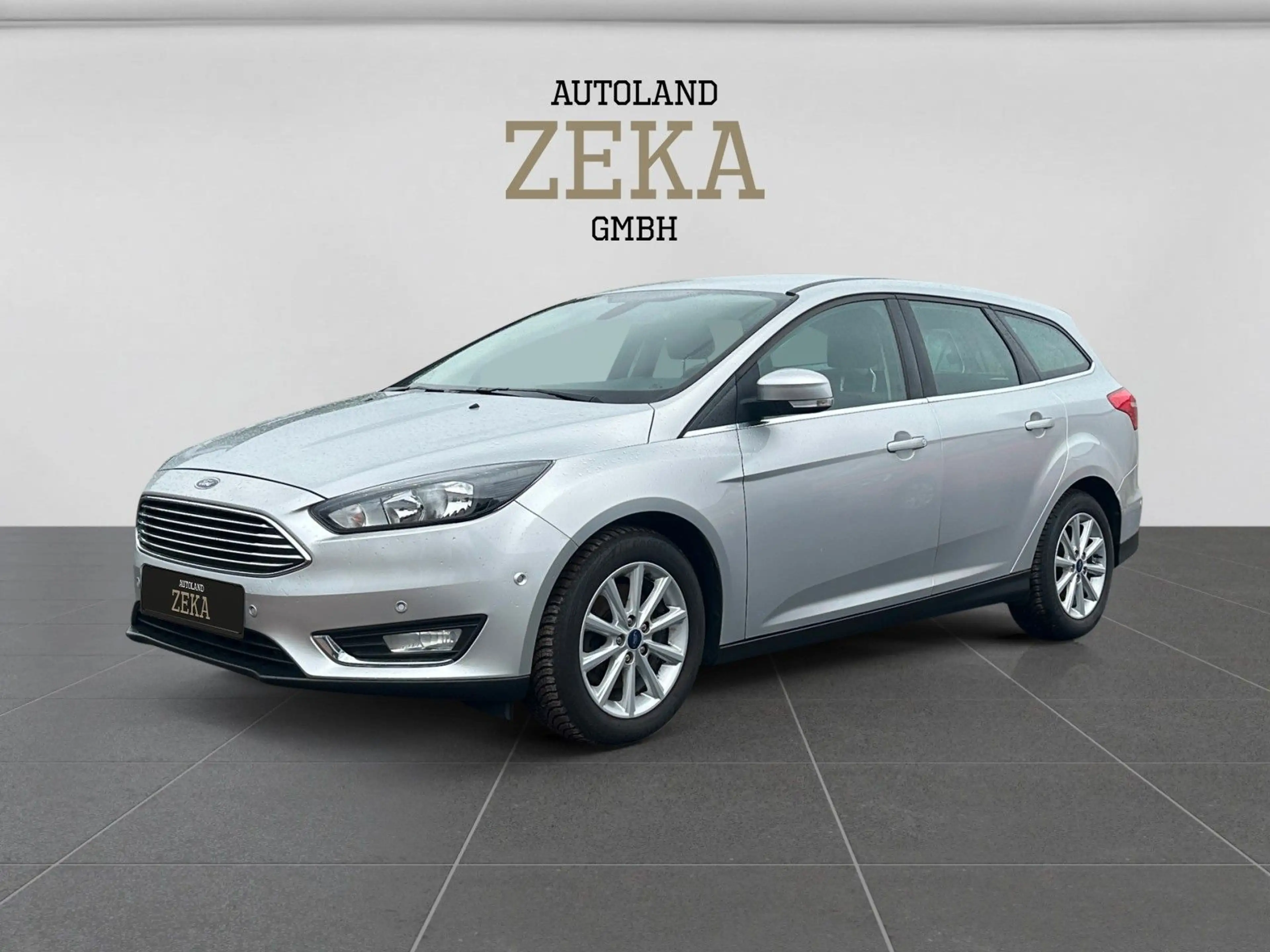 Ford Focus Turnier 1.5l*Titanium*PDC* — photo 3