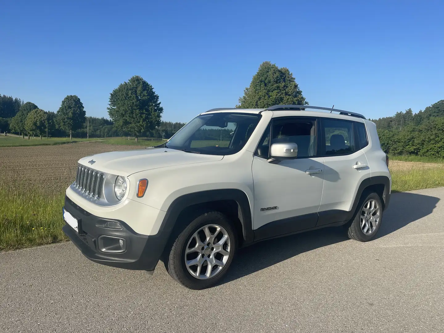 Jeep Renegade Jeep Renegade 2.0l MultiJet 103kW Lted Allrad 4x4 Weiß - 1