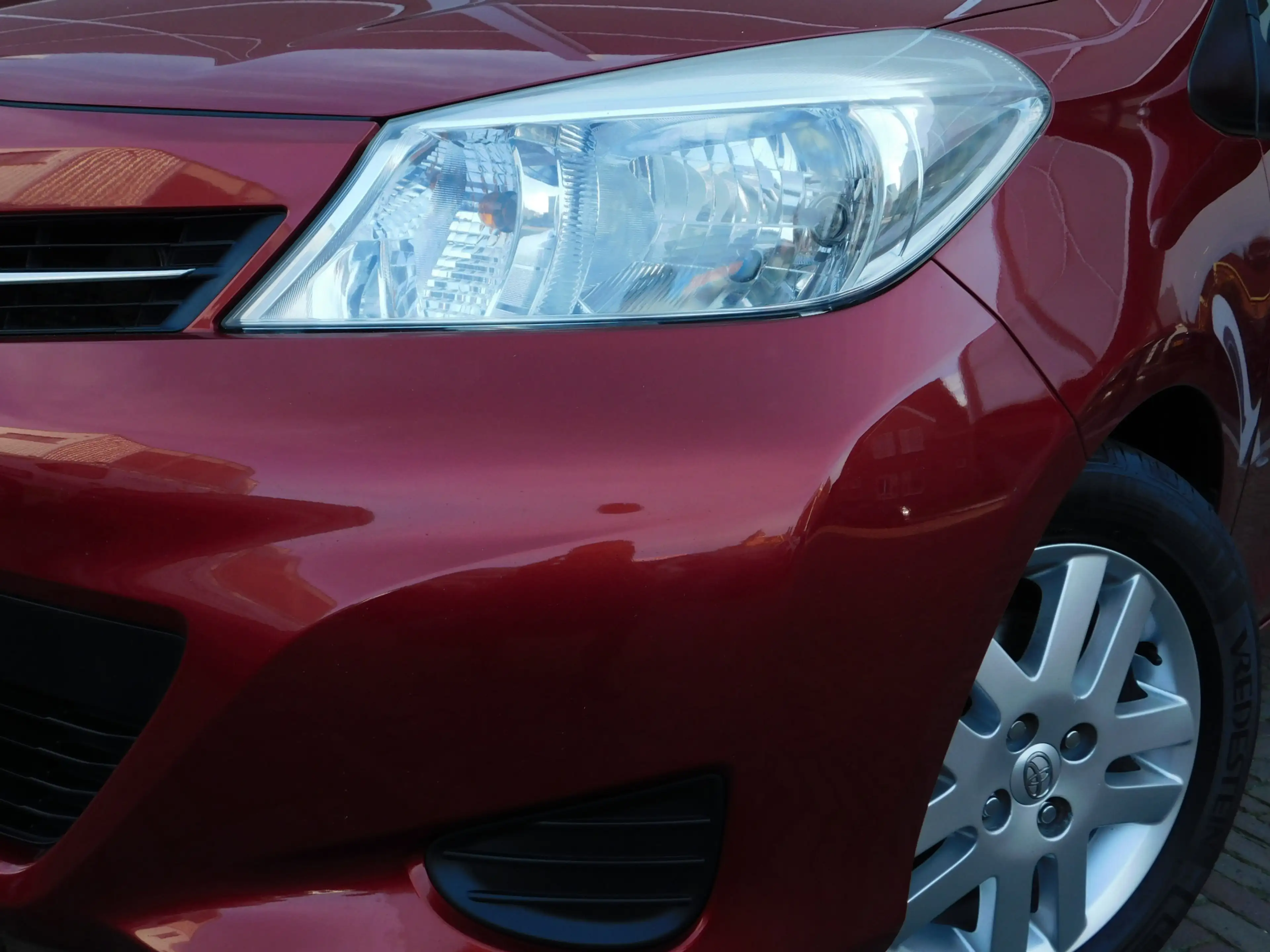 Toyota Yaris 1.3 VVT-i Now — photo 2