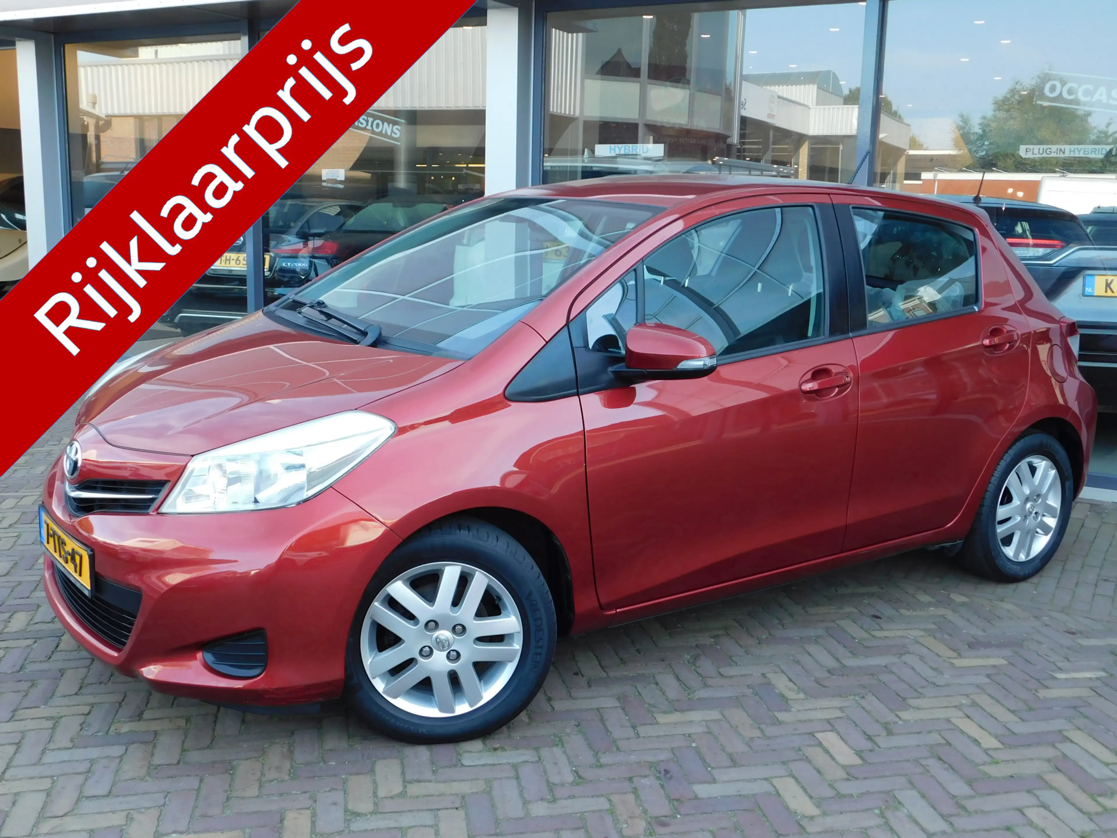 Toyota Yaris 1.3 VVT-i Now