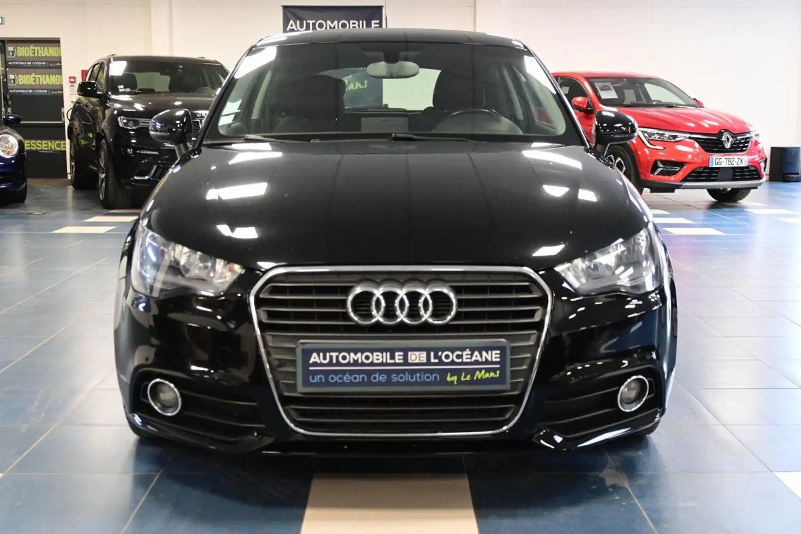 Audi A1 1.6 TDI 90 Ambition S tronic Noir - 2