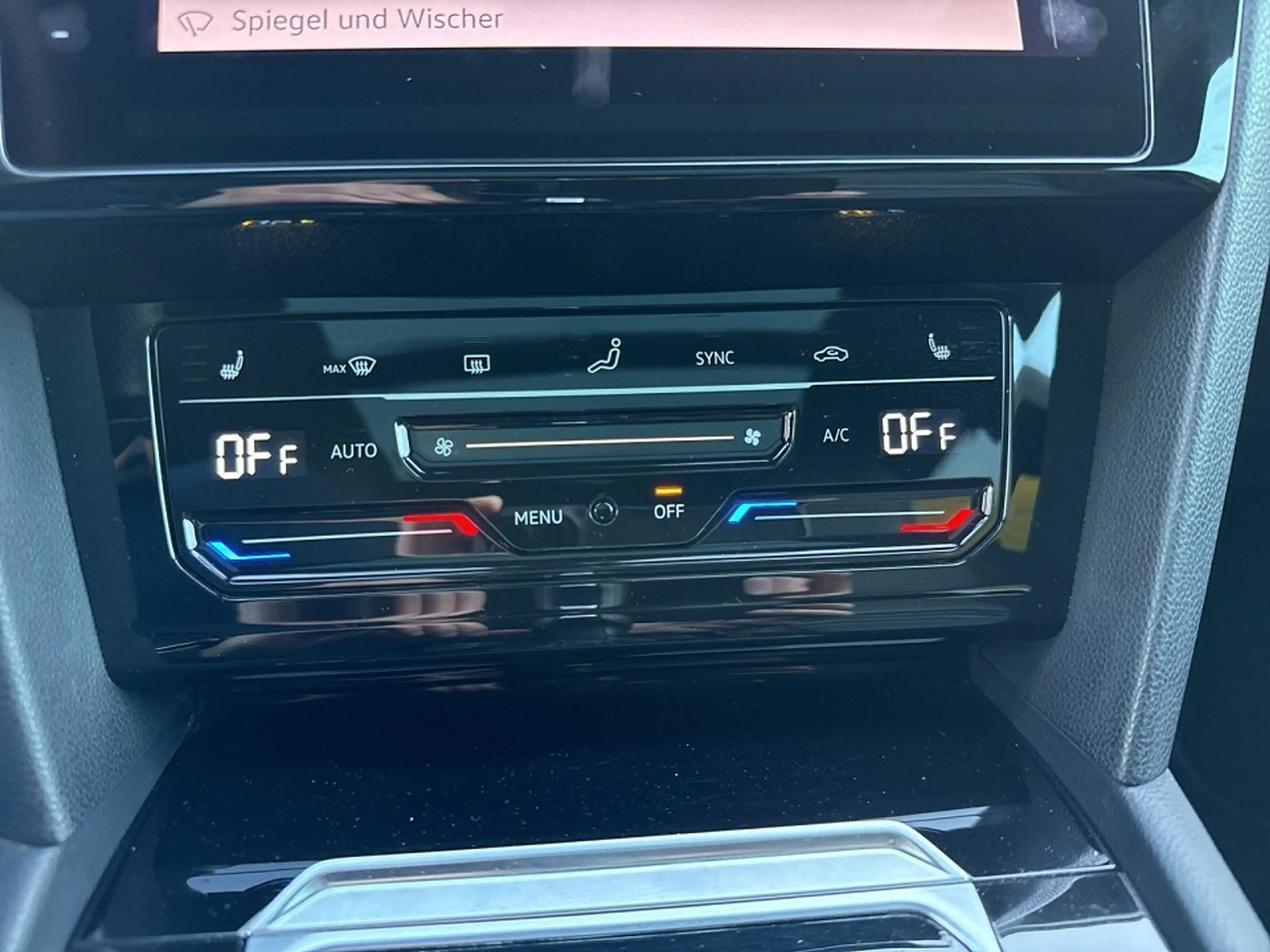 Volkswagen Arteon Shooting Brake 2.0 TDI R-Line — photo 14