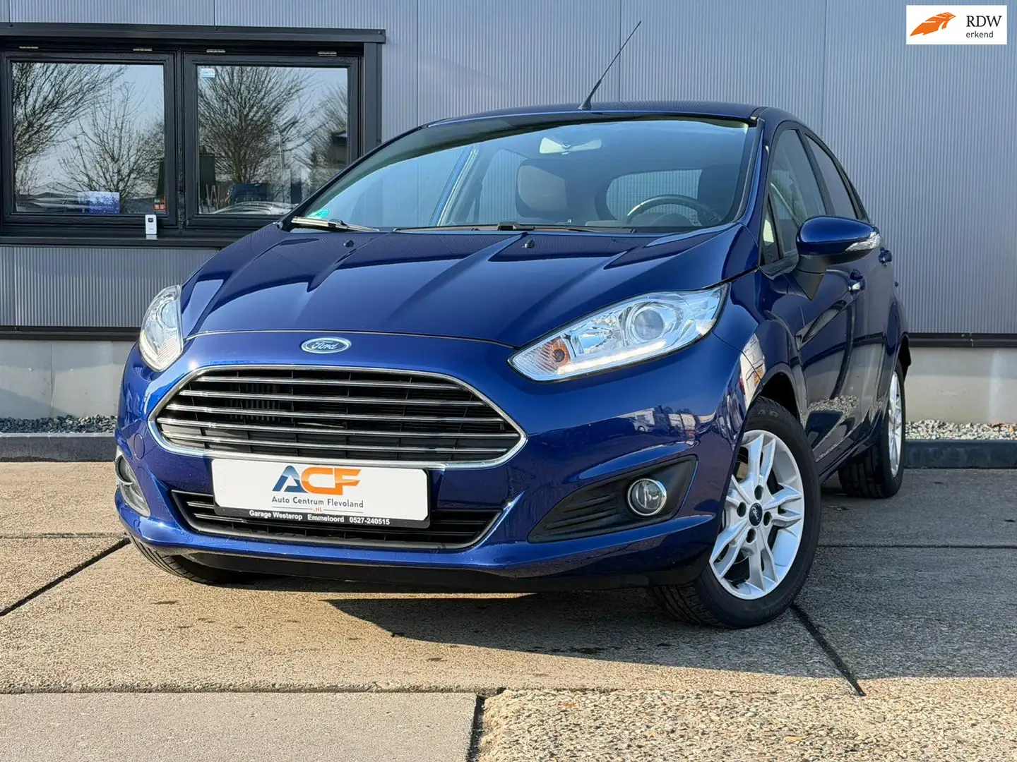 Ford Fiesta 1.0 Style 100 pk zeer nette complete auto Blau - 1