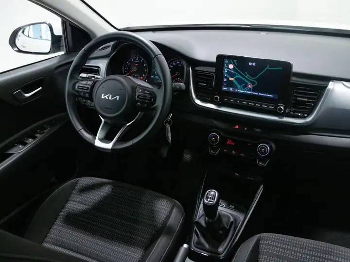 Kia Stonic 2024, foto 18