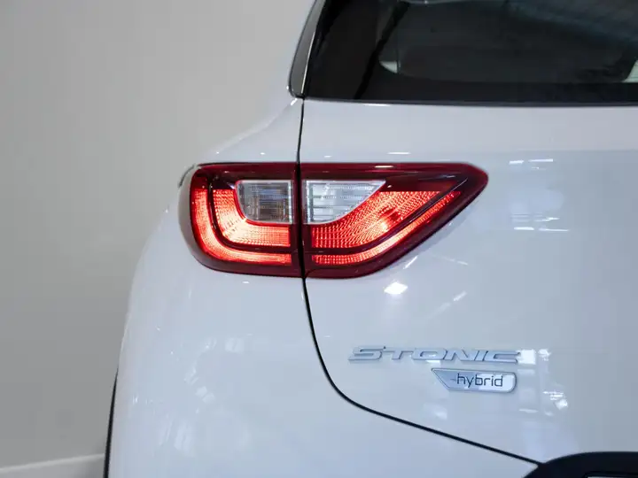 Kia Stonic 2024, foto 21