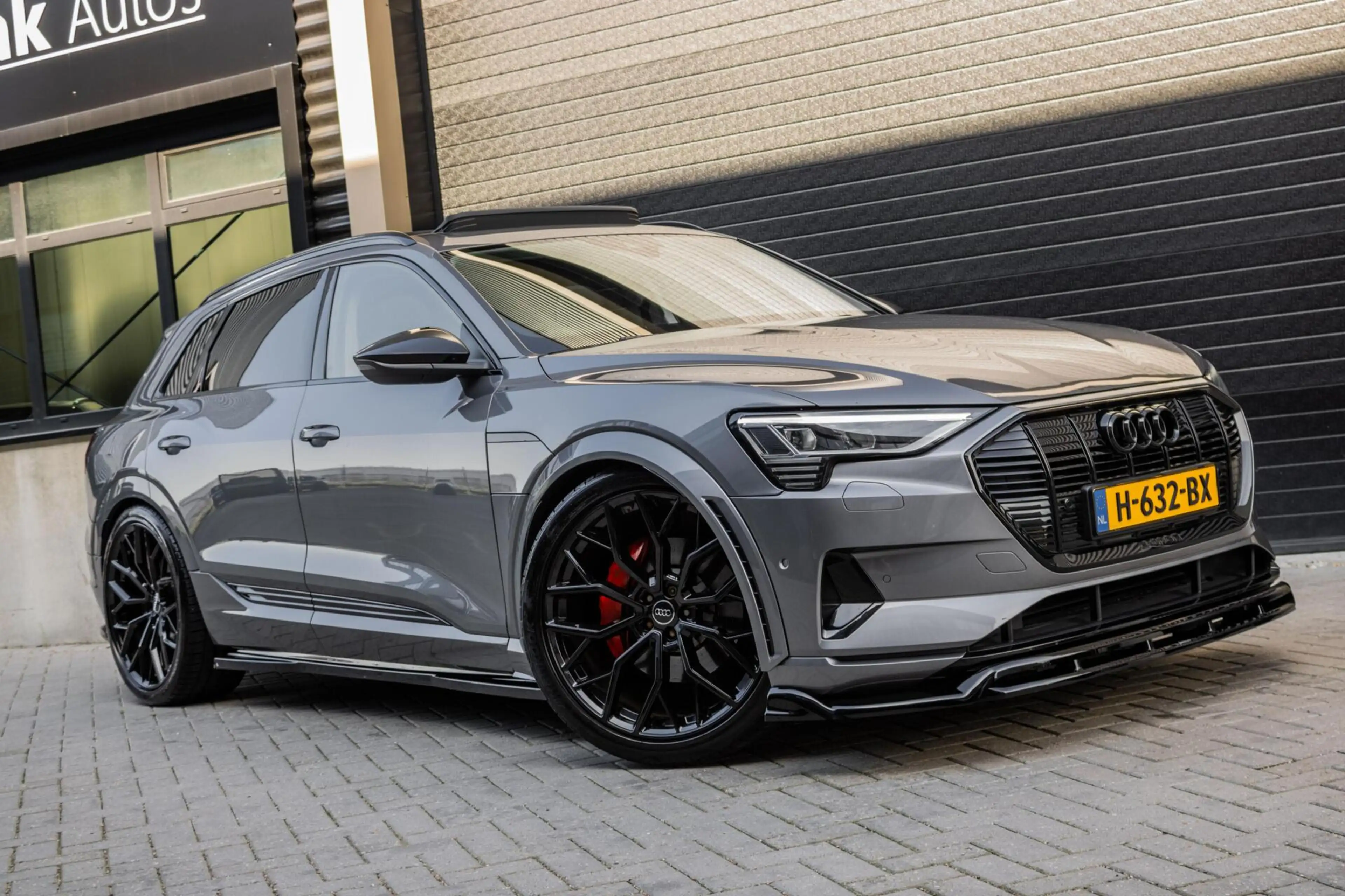 Audi e-tron 50 Quattro S 71 kWh | PANO | LEER | CARPLAY | 23" — photo 15