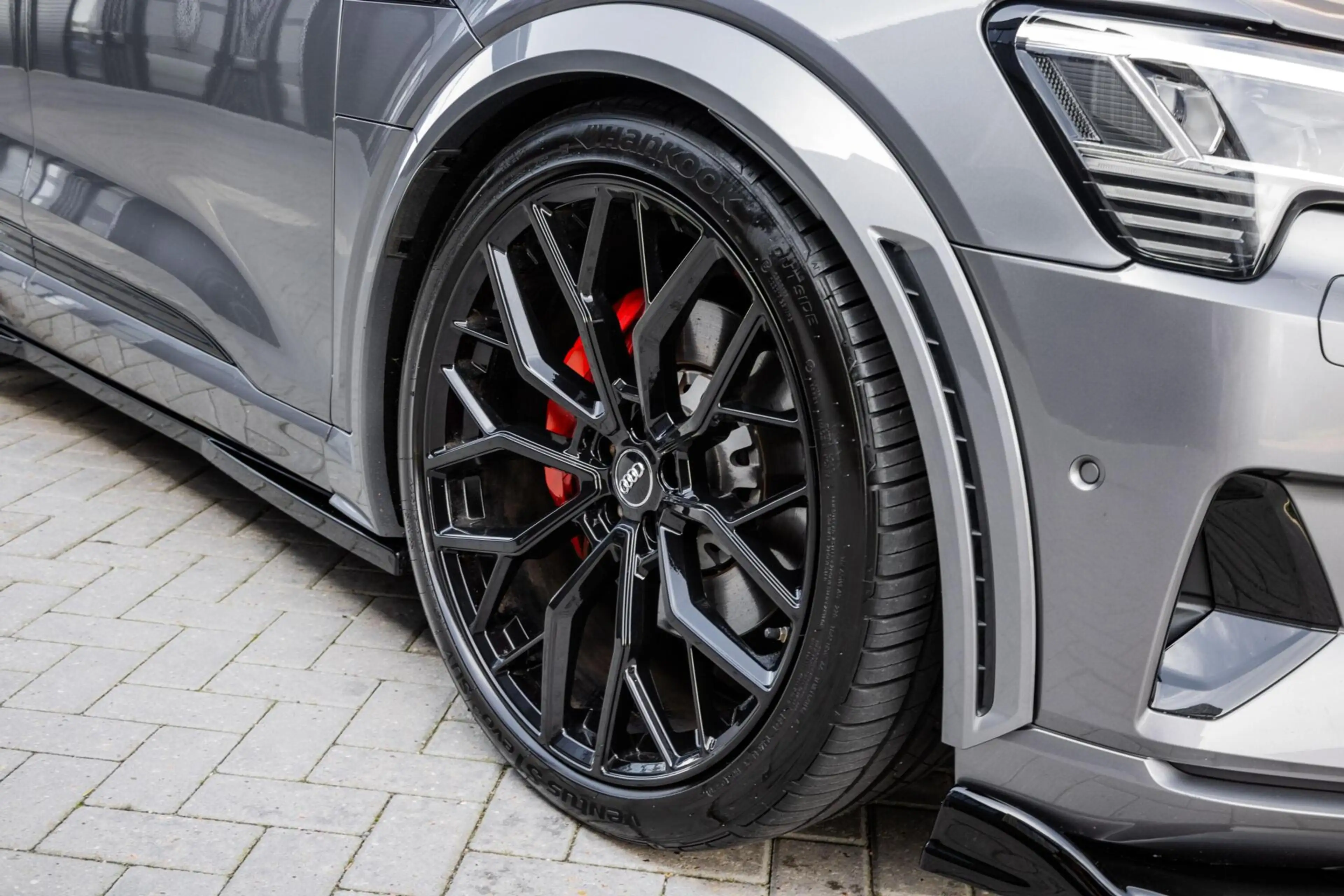 Audi e-tron 50 Quattro S 71 kWh | PANO | LEER | CARPLAY | 23" — photo 10