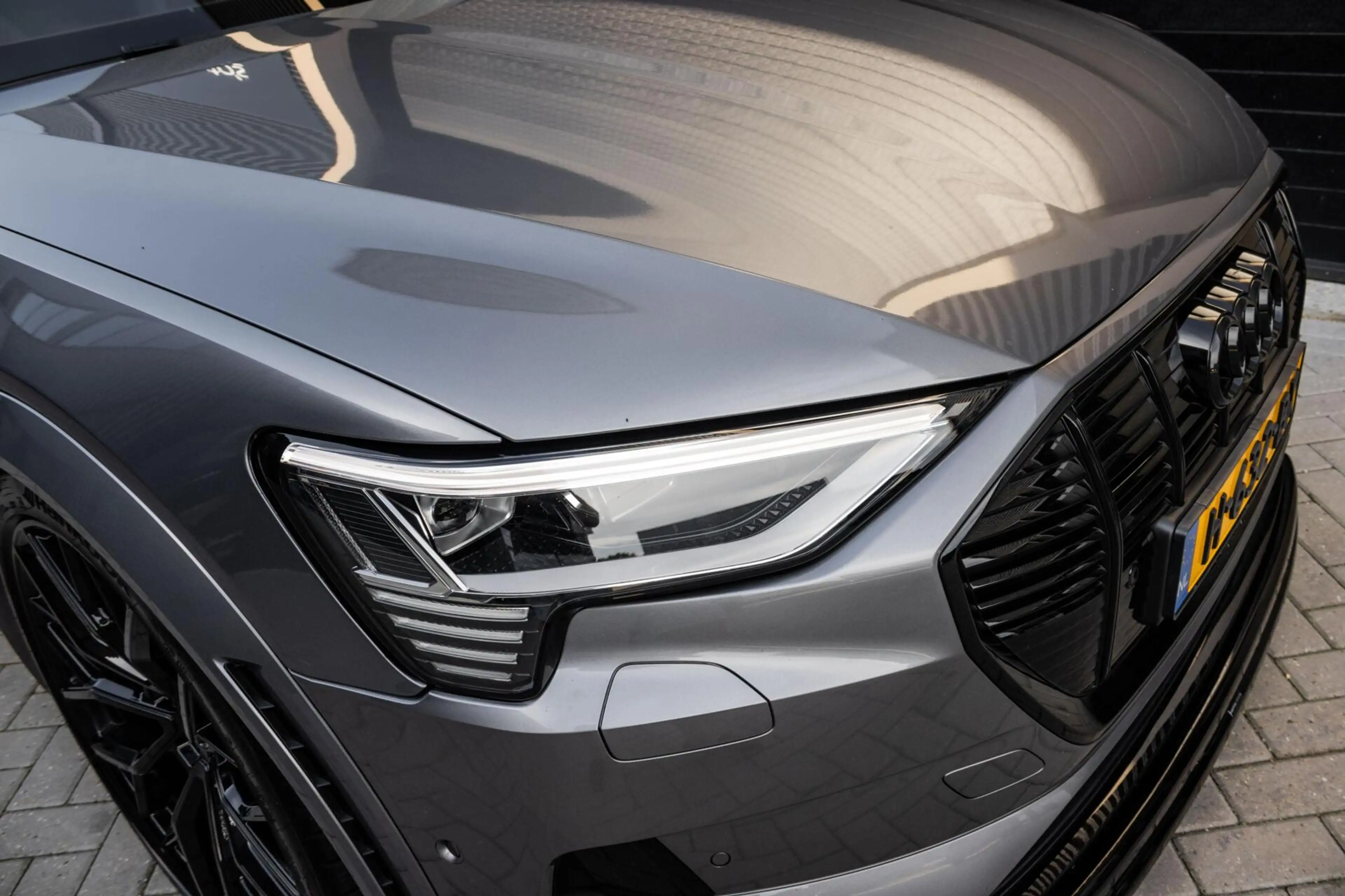 Audi e-tron 50 Quattro S 71 kWh | PANO | LEER | CARPLAY | 23" — photo 12