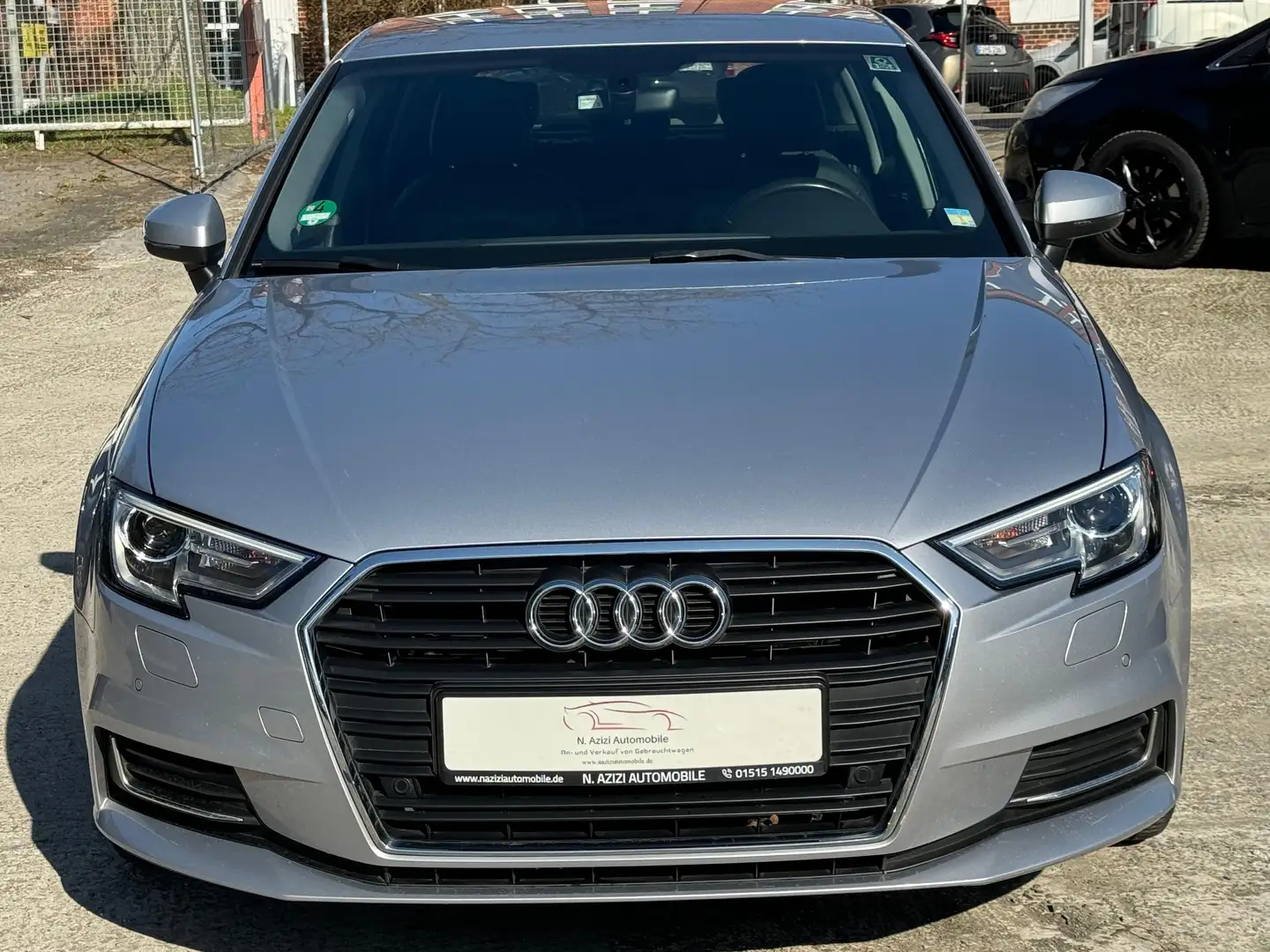 Audi A3 Sportback 30 g-tron design*Navi*Sitzheizung* Silber - 2