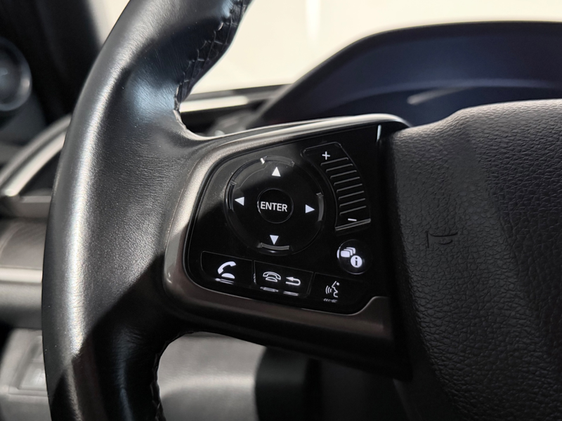 Honda Civic 1.5 i-VTEC Sport /Clima/ACC/PDC+Camera/LED/CarPlay — photo 41
