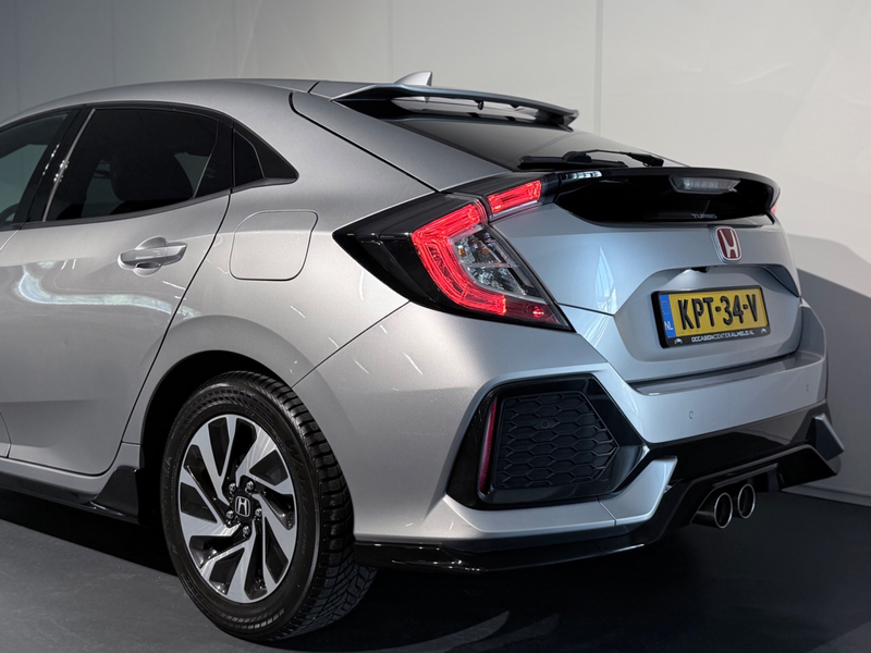 Honda Civic 1.5 i-VTEC Sport /Clima/ACC/PDC+Camera/LED/CarPlay — photo 14