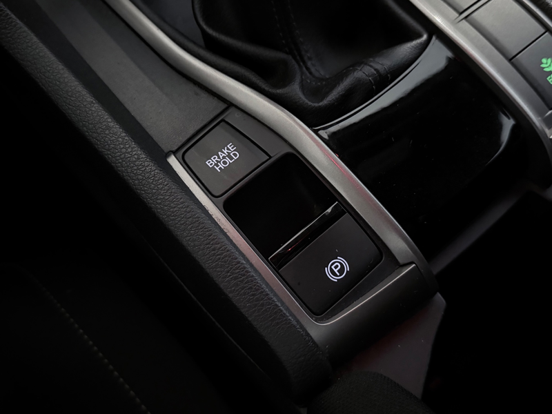 Honda Civic 1.5 i-VTEC Sport /Clima/ACC/PDC+Camera/LED/CarPlay — photo 34