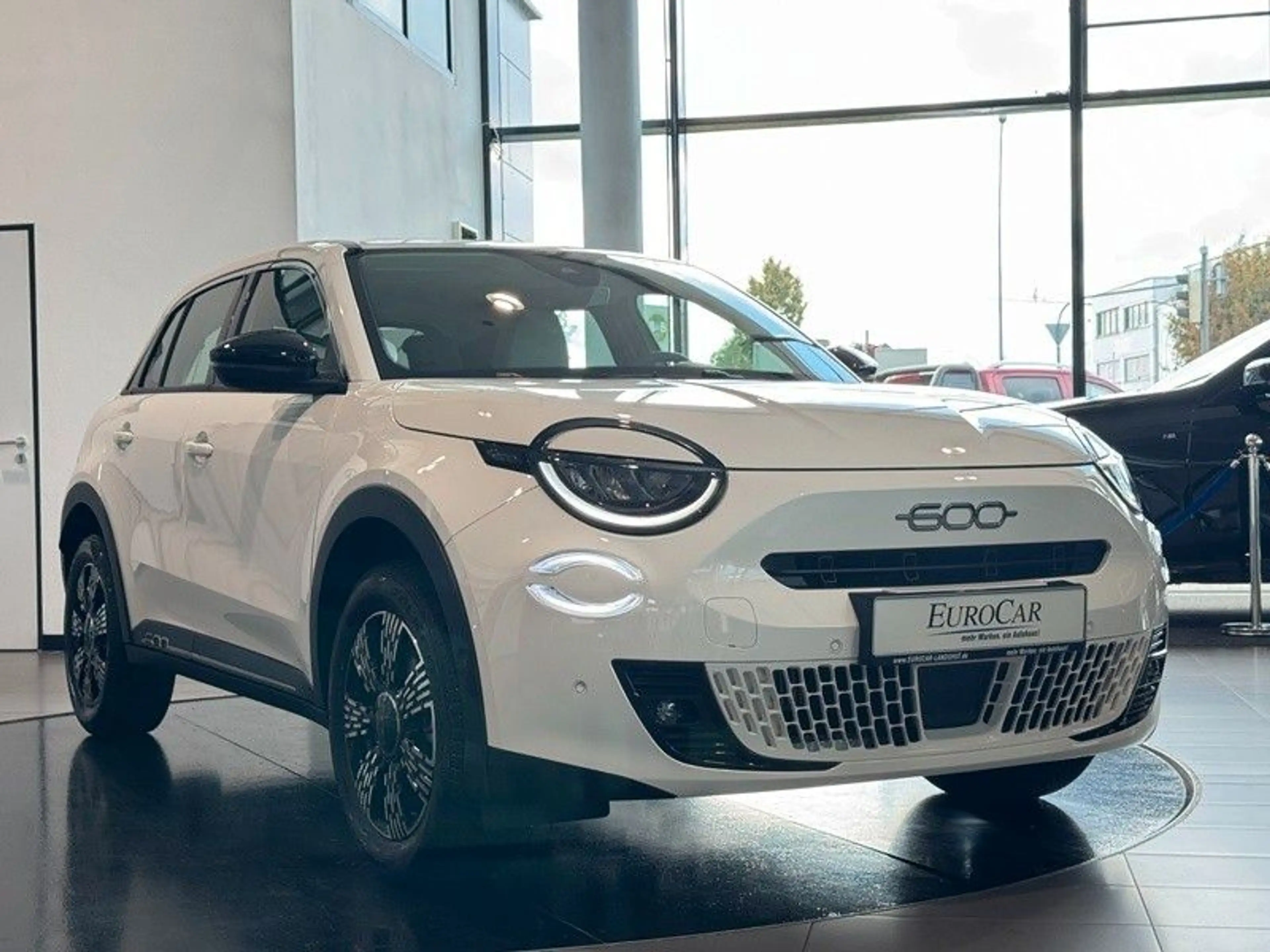 Fiat 600 Hybrid StyleP SmartphoneInt. Shz Kamera LED — photo 3