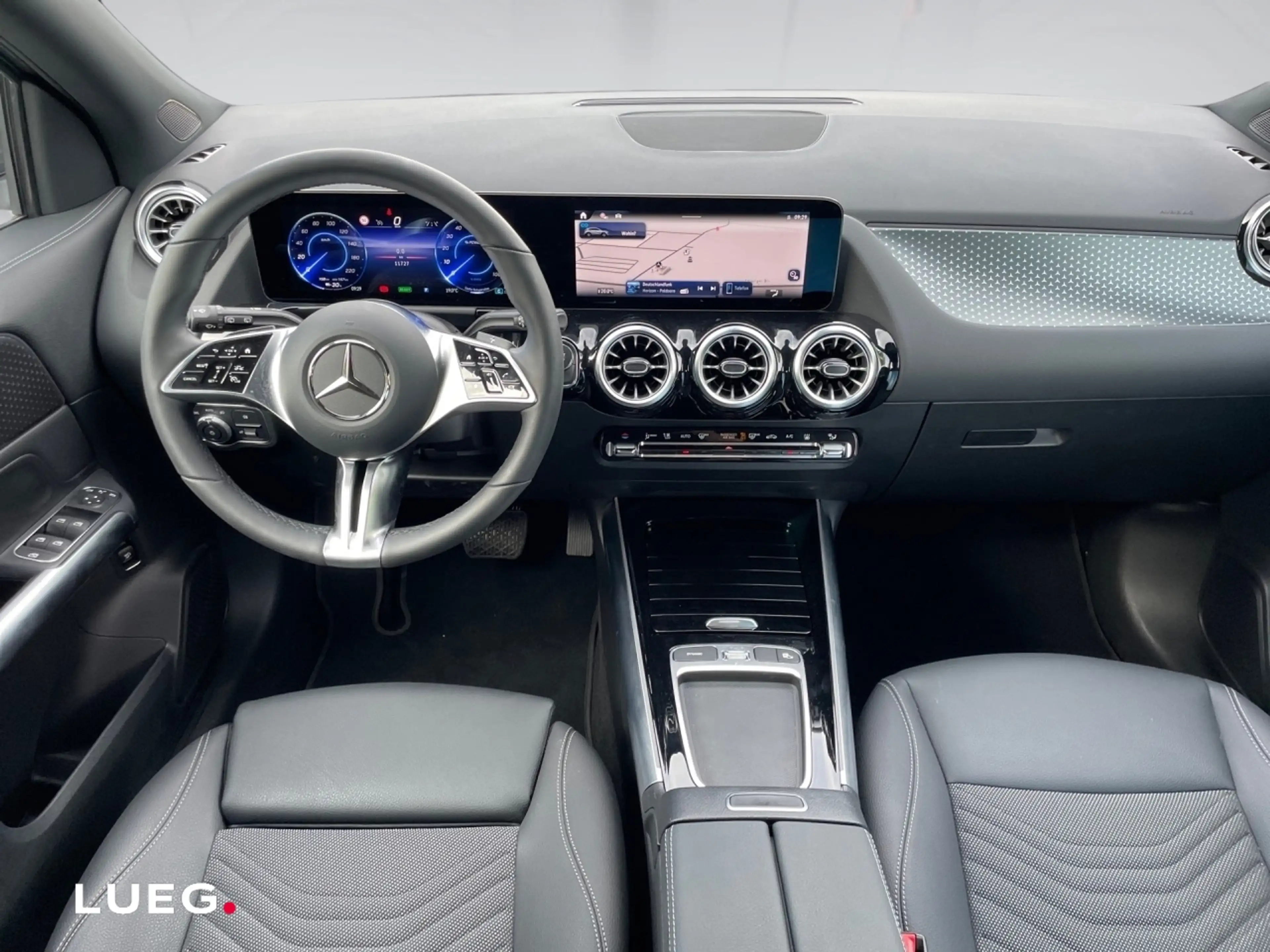 Mercedes-Benz EQA 250 + PROGRESSIVE+RÜCKFKAM+LENKRHZ+VERKZERK — photo 12