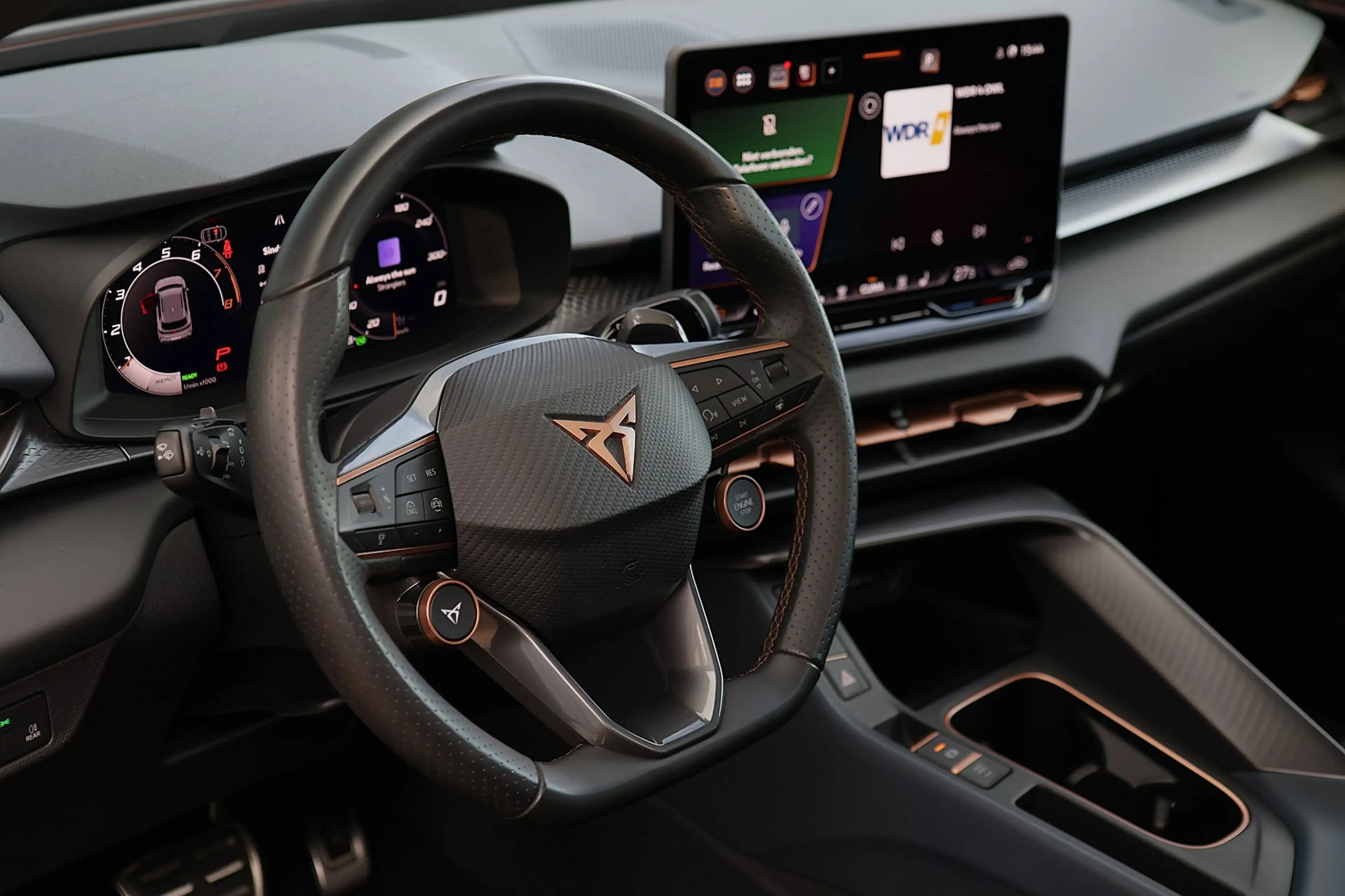 CUPRA Terramar 1.5 E-tsi Panoramadak Elektrische trekhaak Acc Cam — photo 13