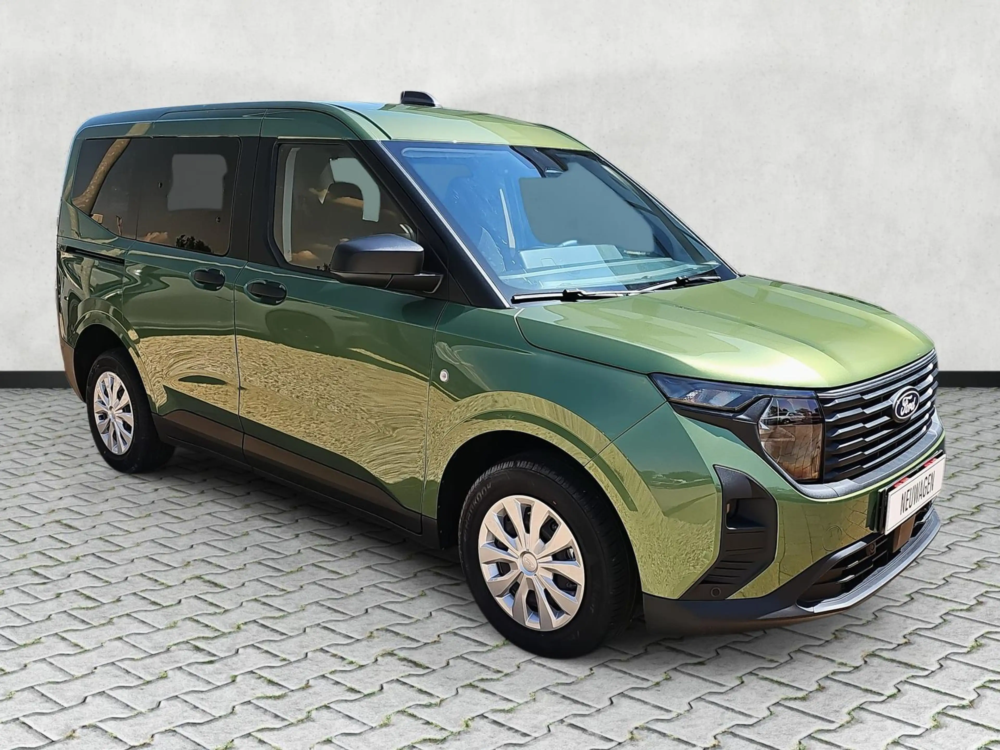 Ford Tourneo Courier Trend 1.0 EB 5JGar Kamera AHK 92 kW (125 PS), S...
