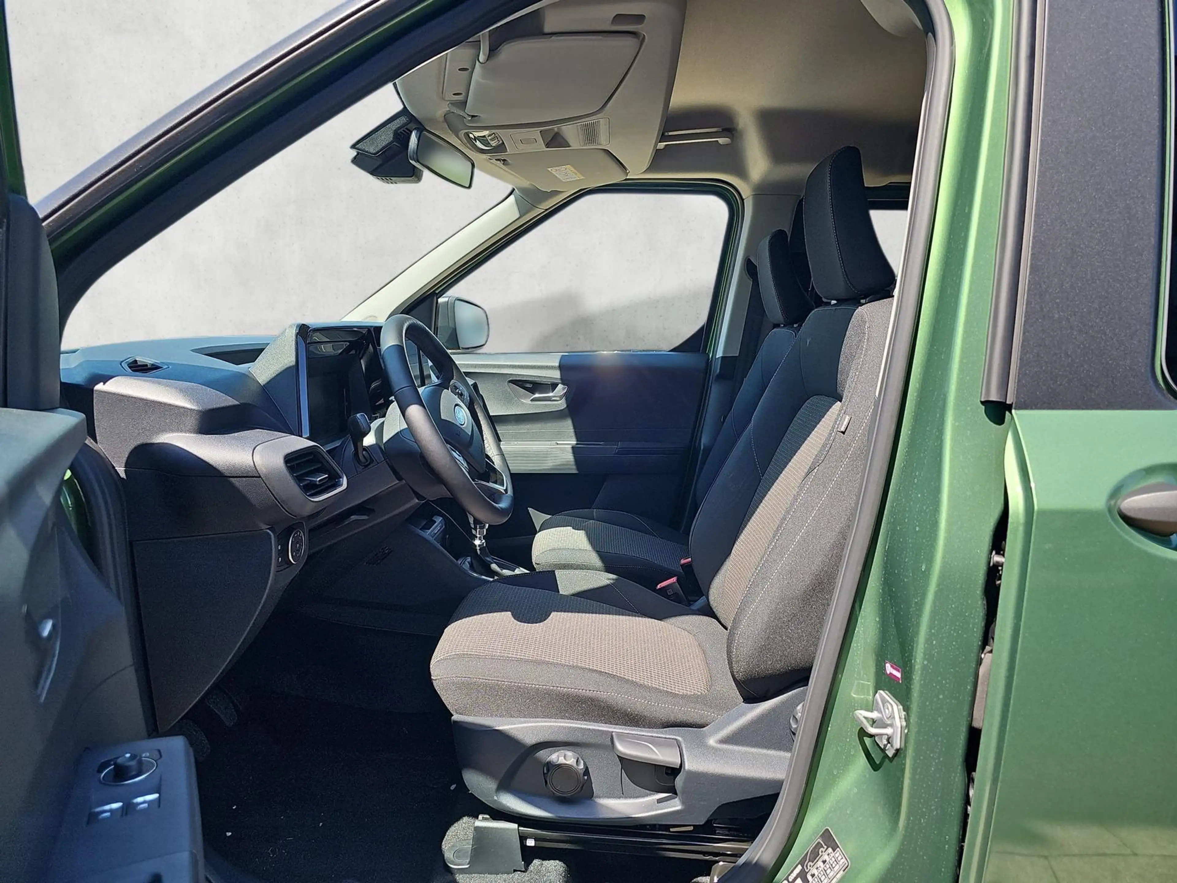 Ford Tourneo Courier Trend 1.0 EB 5JGar Kamera AHK 92 kW (125 PS), S... — photo 9