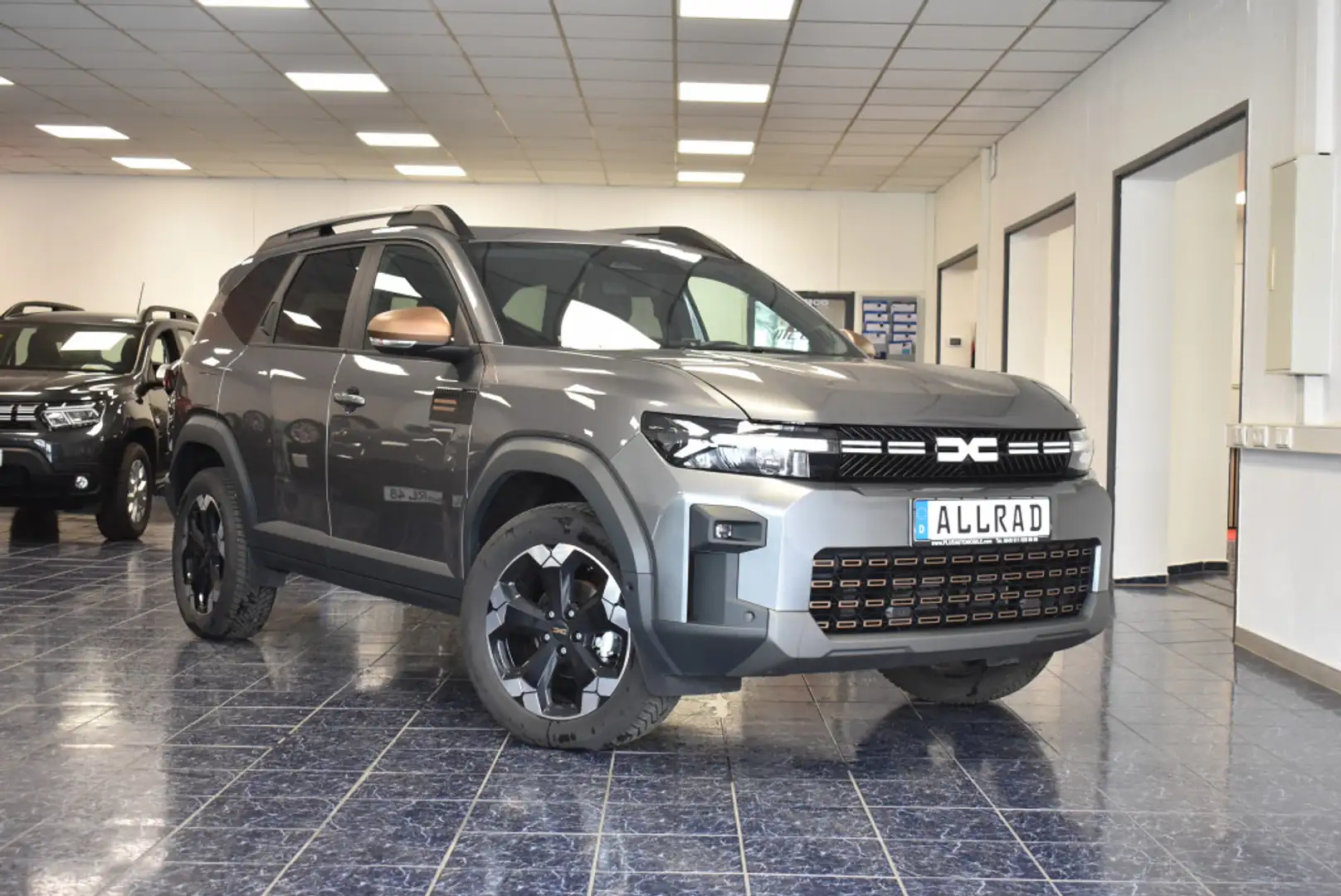 Dacia Bigster TCe 130 Extreme 4x4 Navi Panoram Kamera Šedá - 2
