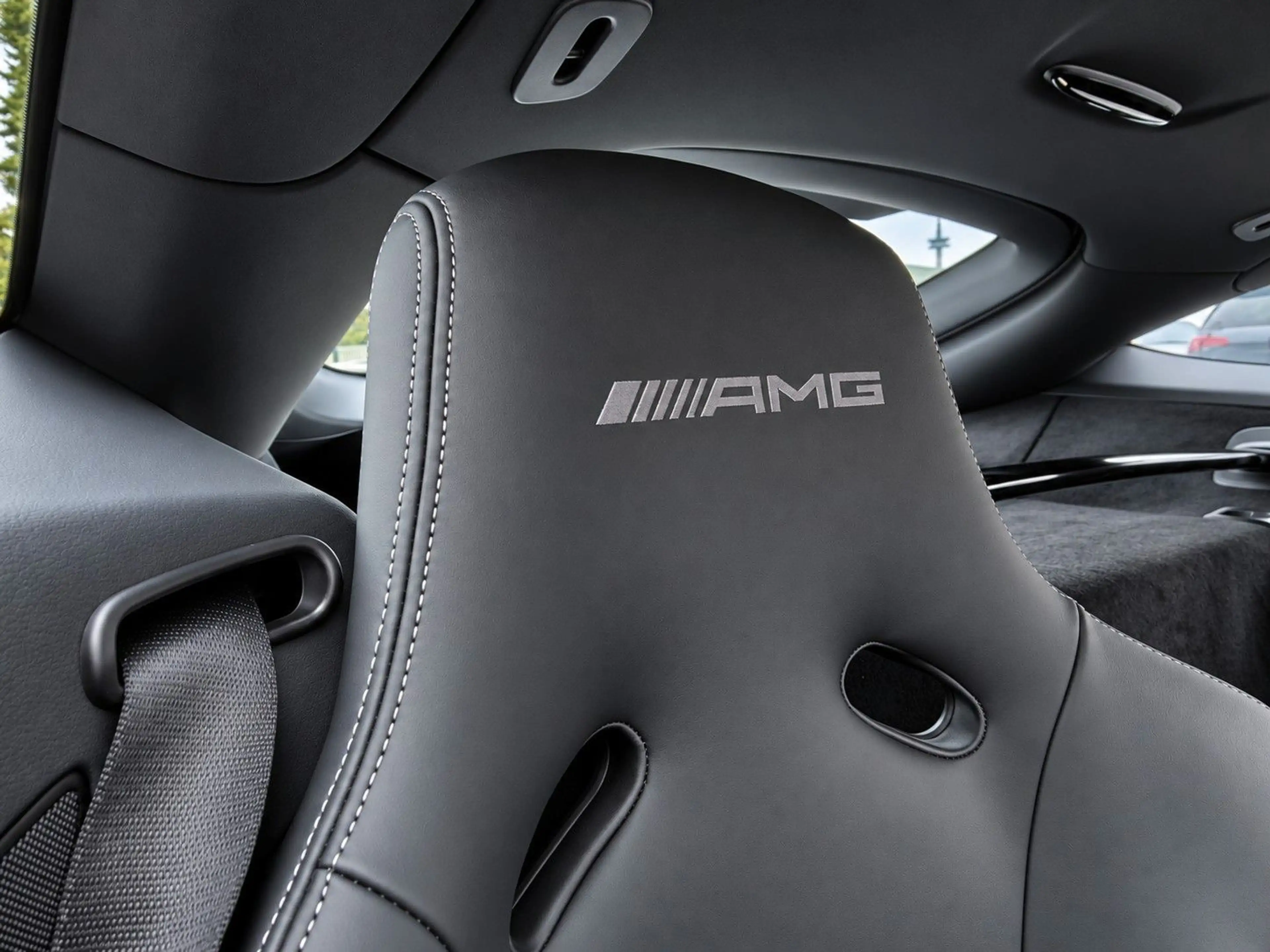 Mercedes-Benz AMG GT R Coupe/Orig. 590 km! Neuwagen — photo 15