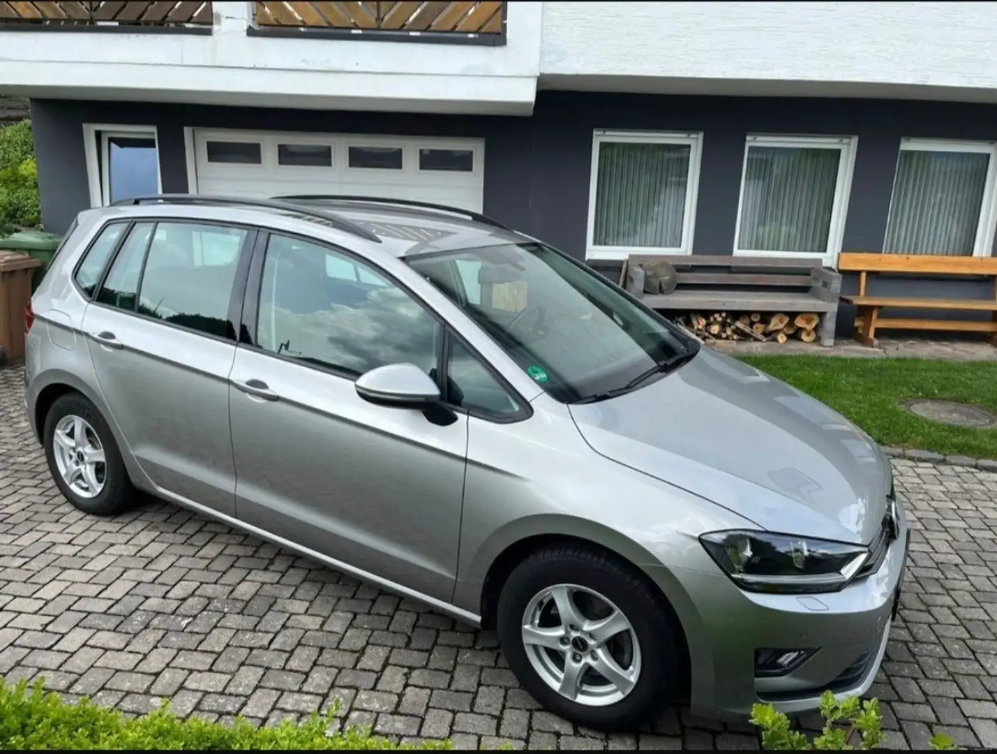 Volkswagen Golf Sportsvan 1.2 TSI (BlueMotion Technology) Comfortline - 1