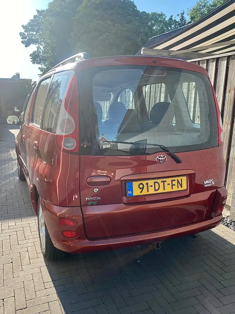 Toyota Yaris Verso 1.3-16V VVT-i Sol Airco Trekhaak N.A.P Rouge - 2