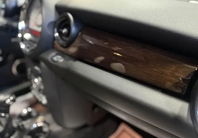 Mini Cooper view 28