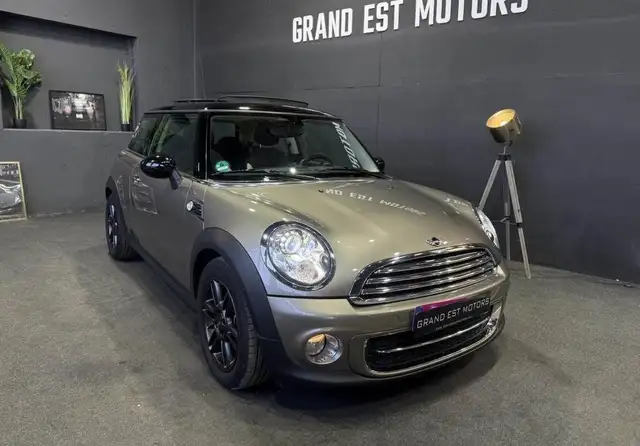 Mini Cooper main image