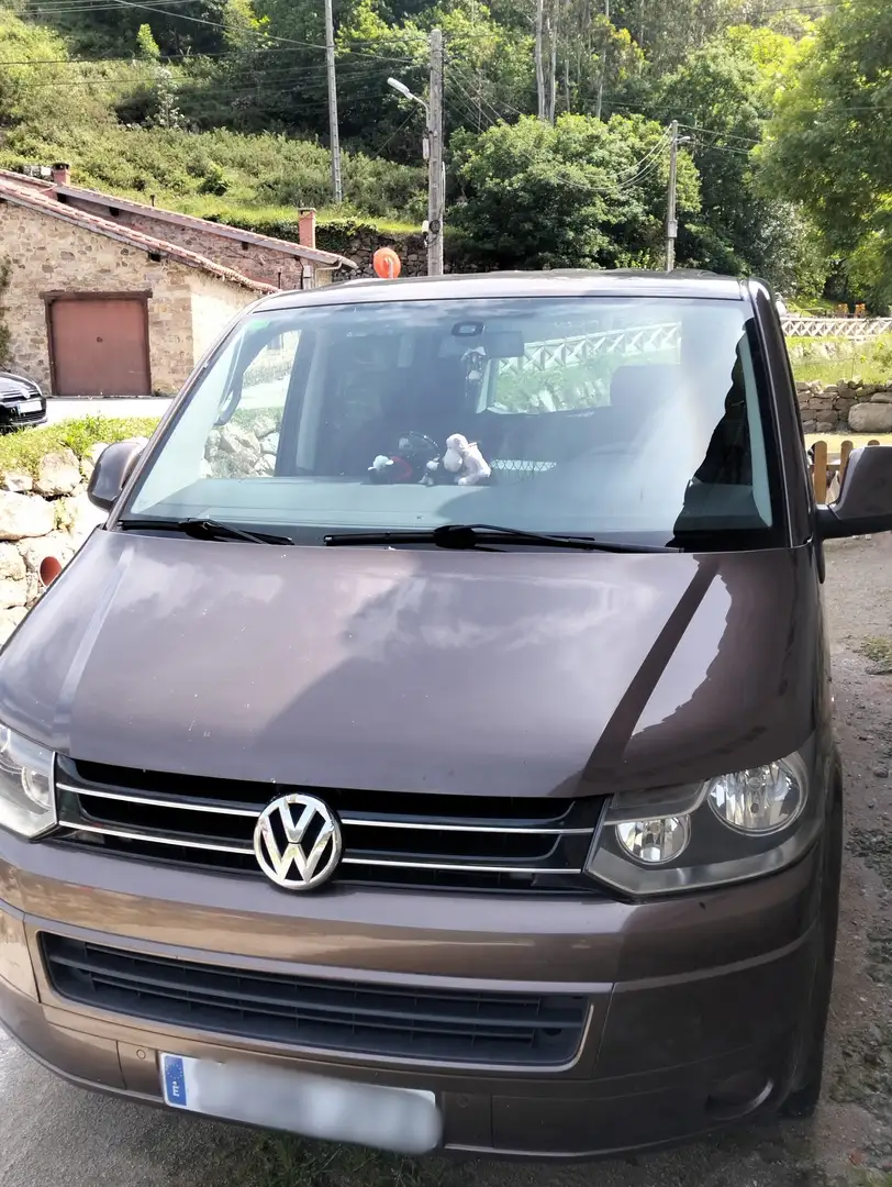 Volkswagen T5 Caravelle 2.0TDI Trendline DSG Marrón - 1
