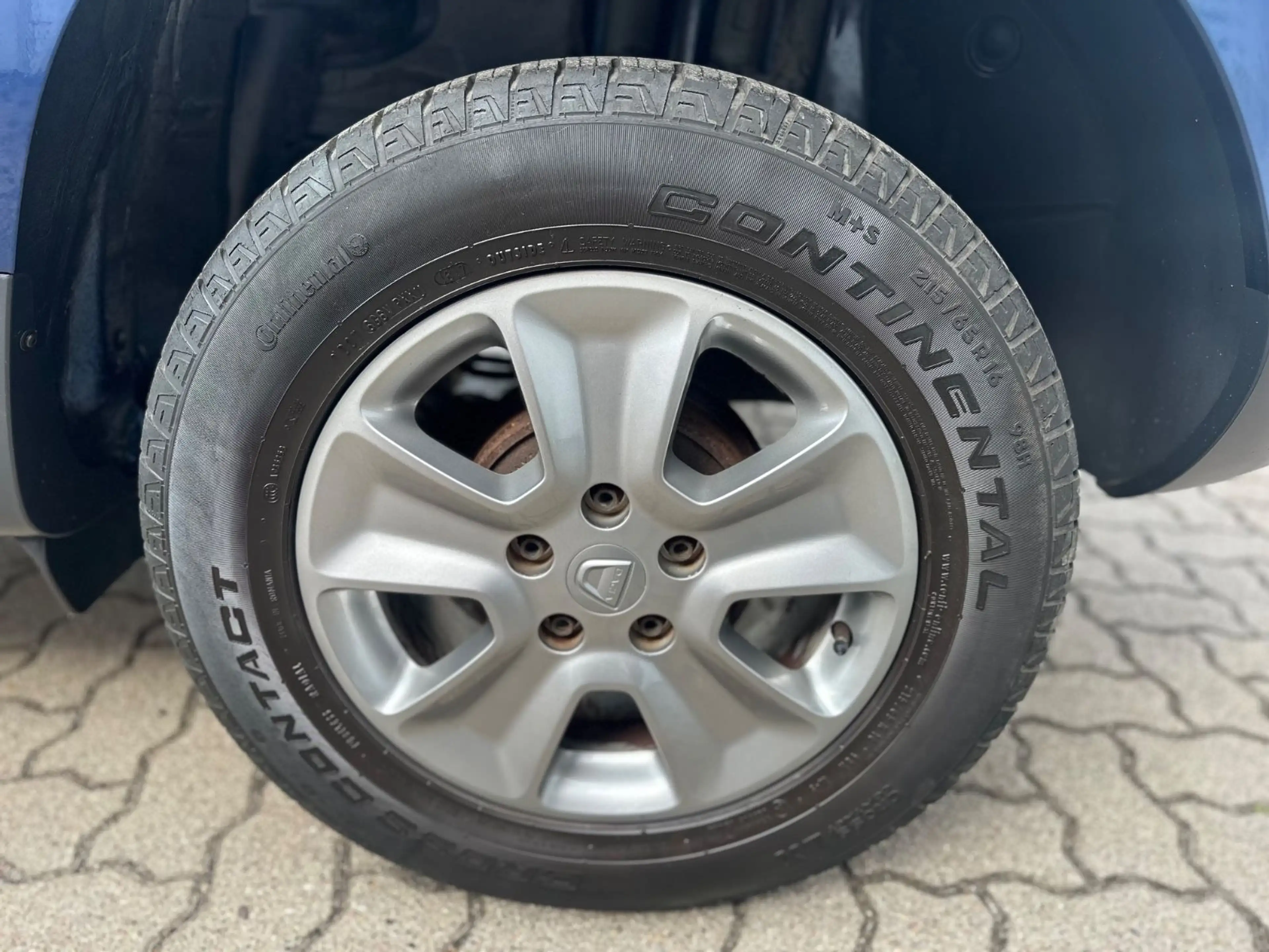 Dacia Duster I Prestige 4x2/AHK/NAV/SHZ/TEMP/PDC/LEDER — photo 9