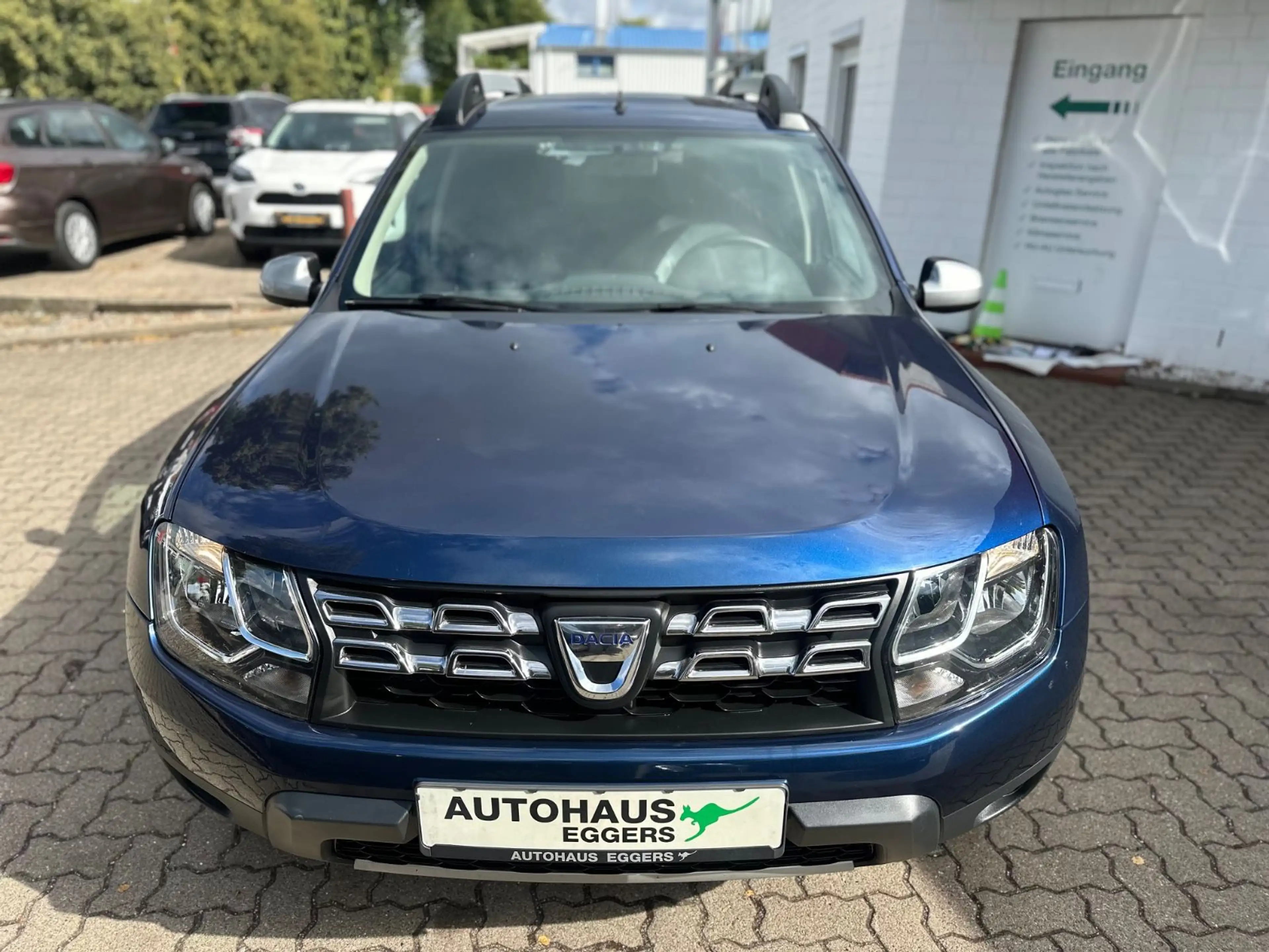 Dacia Duster I Prestige 4x2/AHK/NAV/SHZ/TEMP/PDC/LEDER — photo 3